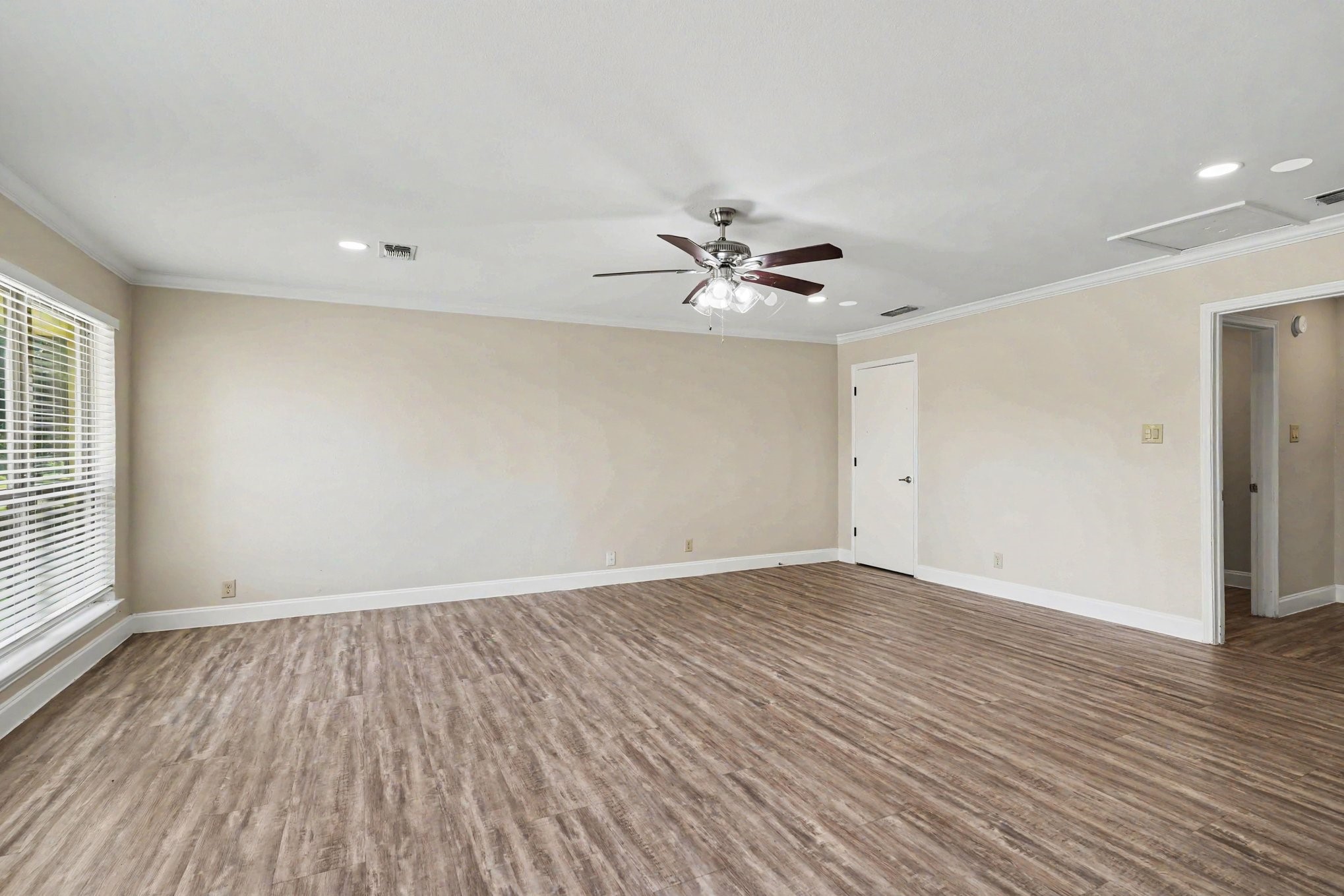 2701 Whitehurst Drive Fort Worth TX 76133