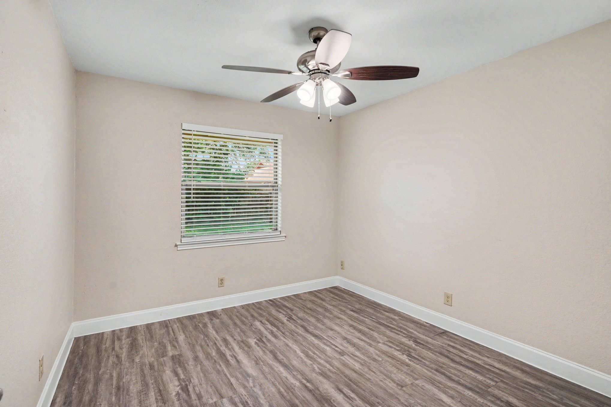 2701 Whitehurst Drive Fort Worth TX 76133