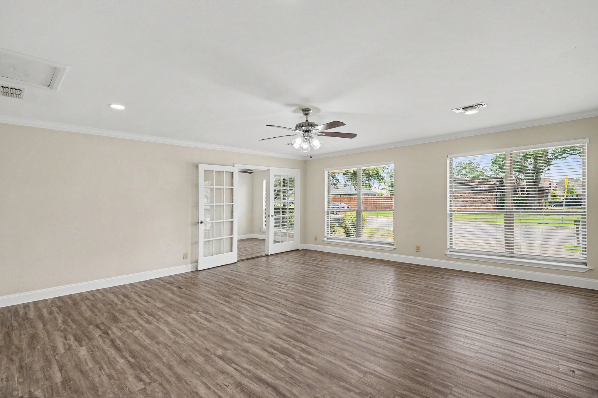 2701 Whitehurst Drive Fort Worth TX 76133