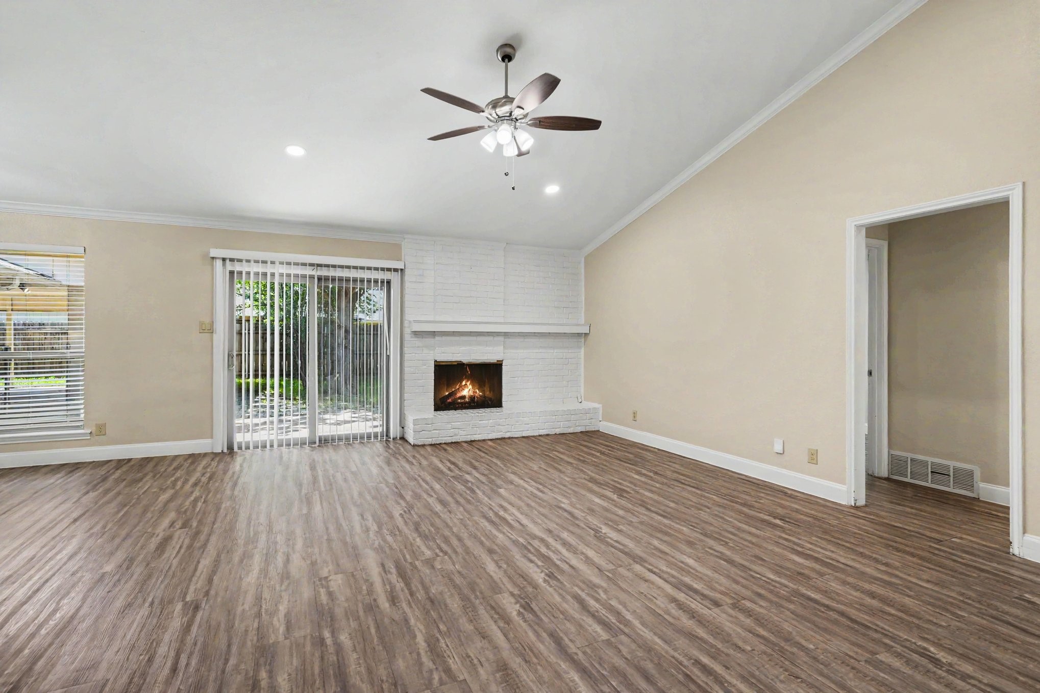 2701 Whitehurst Drive Fort Worth TX 76133