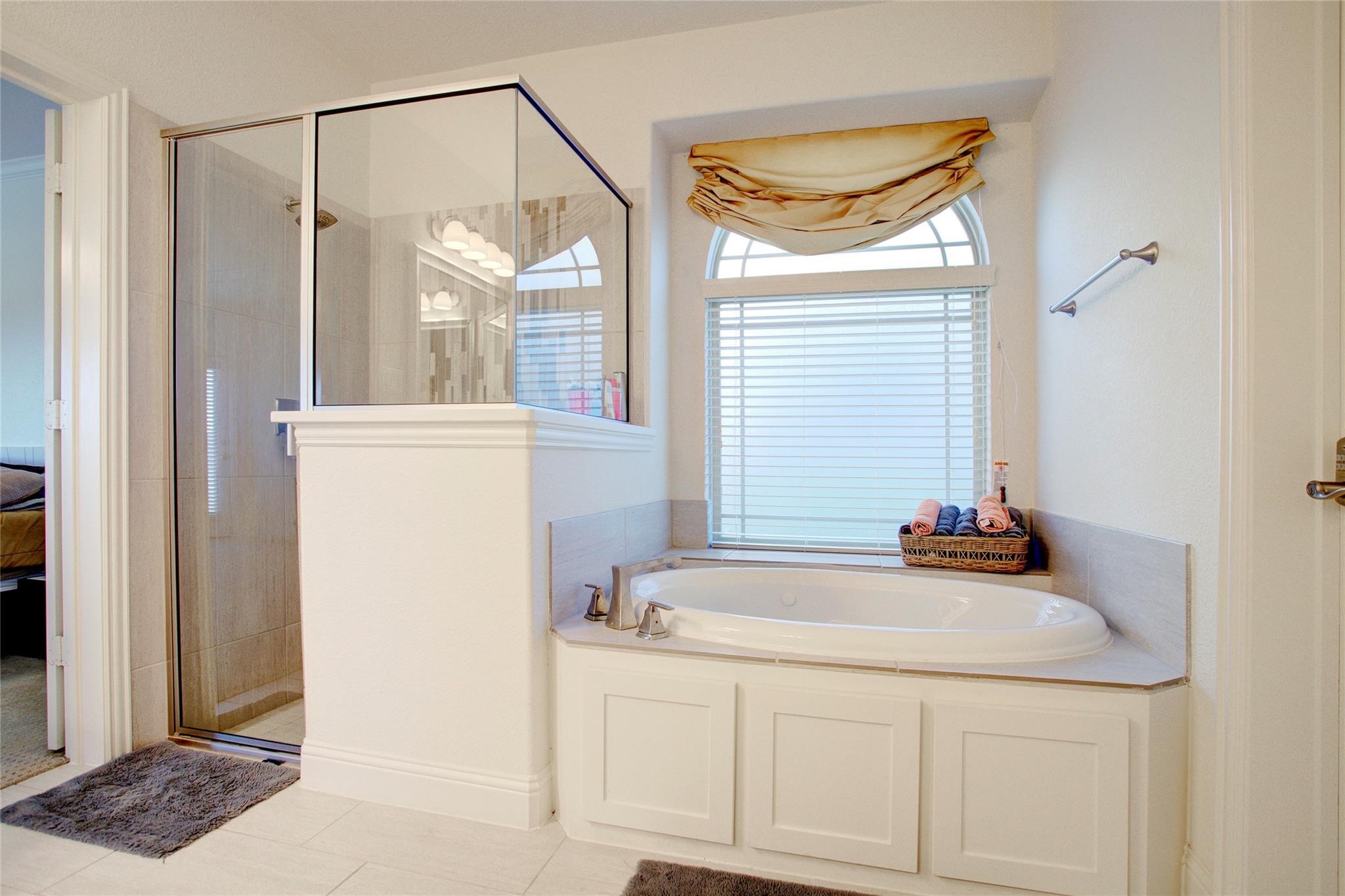 214 Heatherstone Drive Midlothian TX 76065