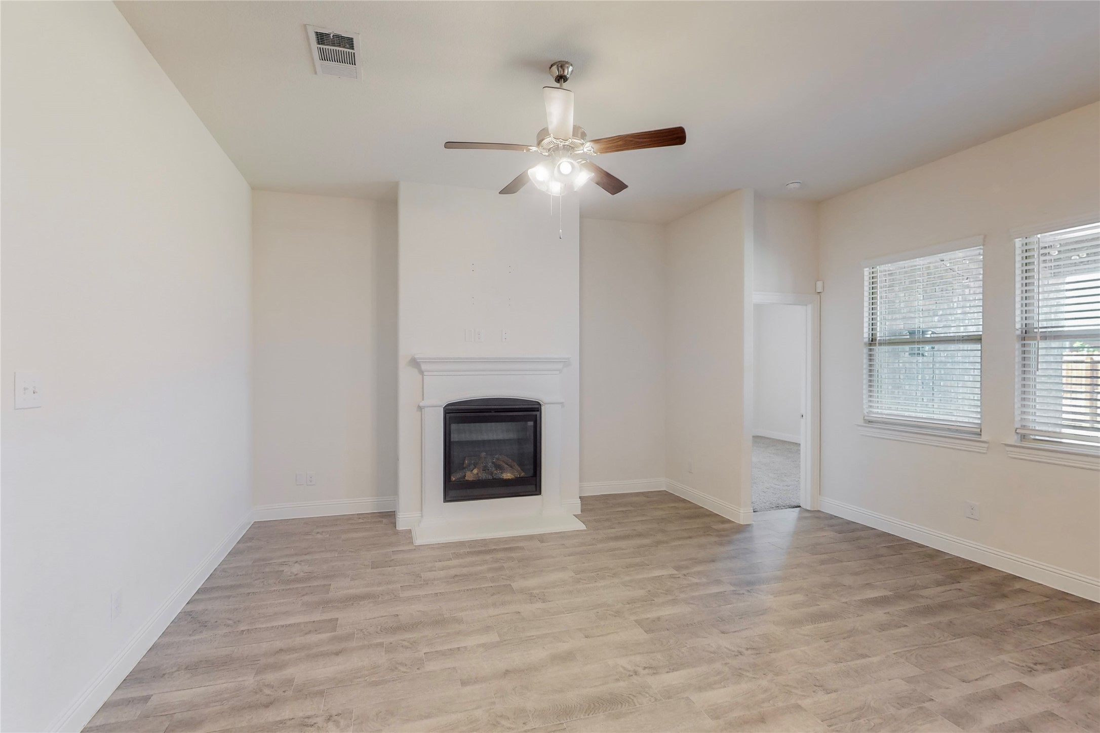 11029 Klondike Lane Aubrey TX 76227