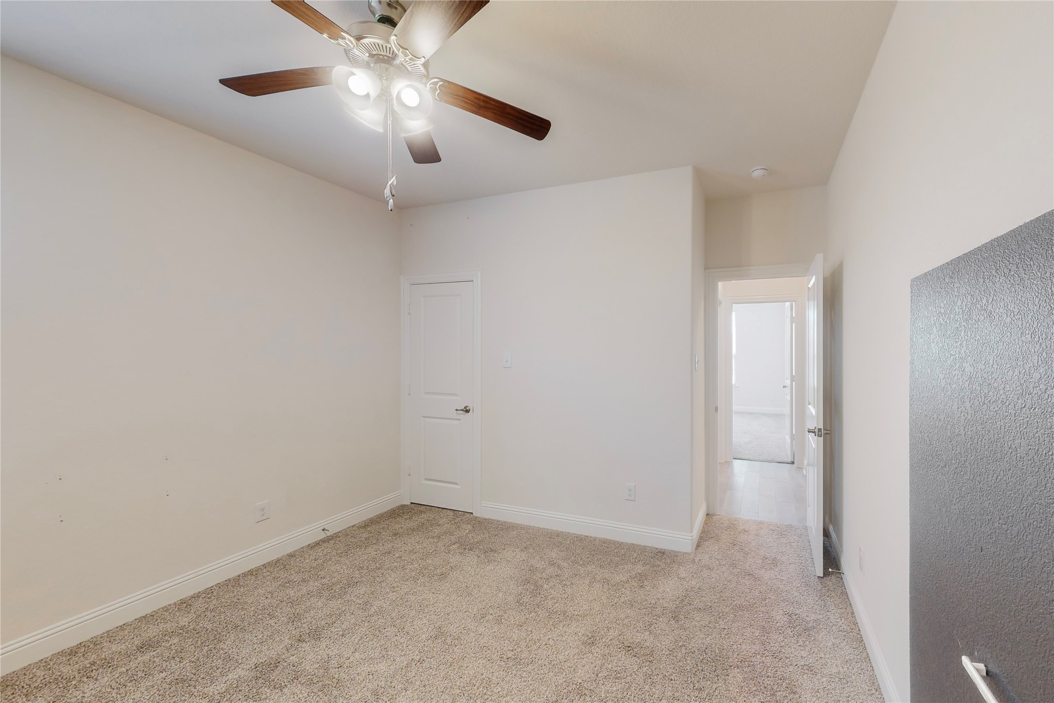 11029 Klondike Lane Aubrey TX 76227