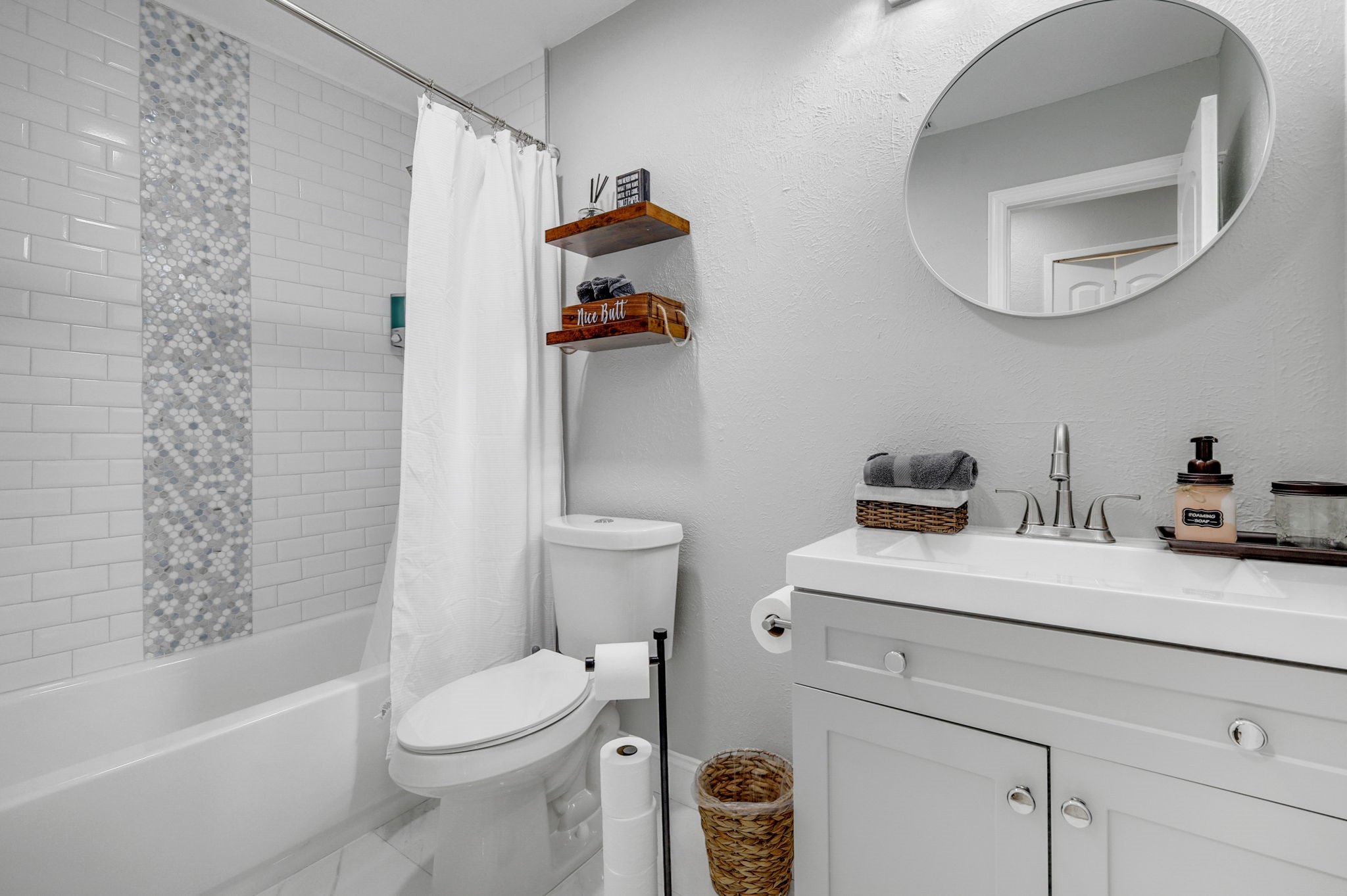 5112 Arbor Glen Road The Colony TX 75056