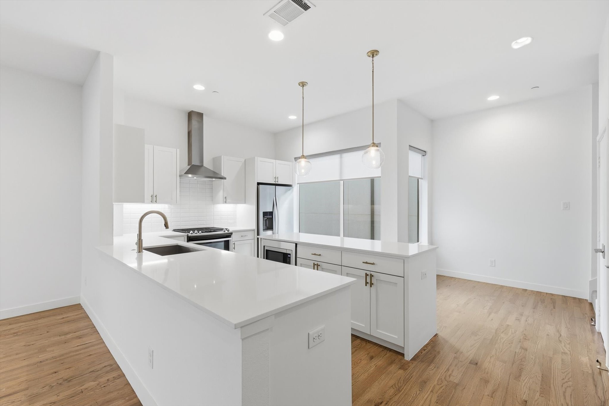 2111 Bennett Dallas TX 75206