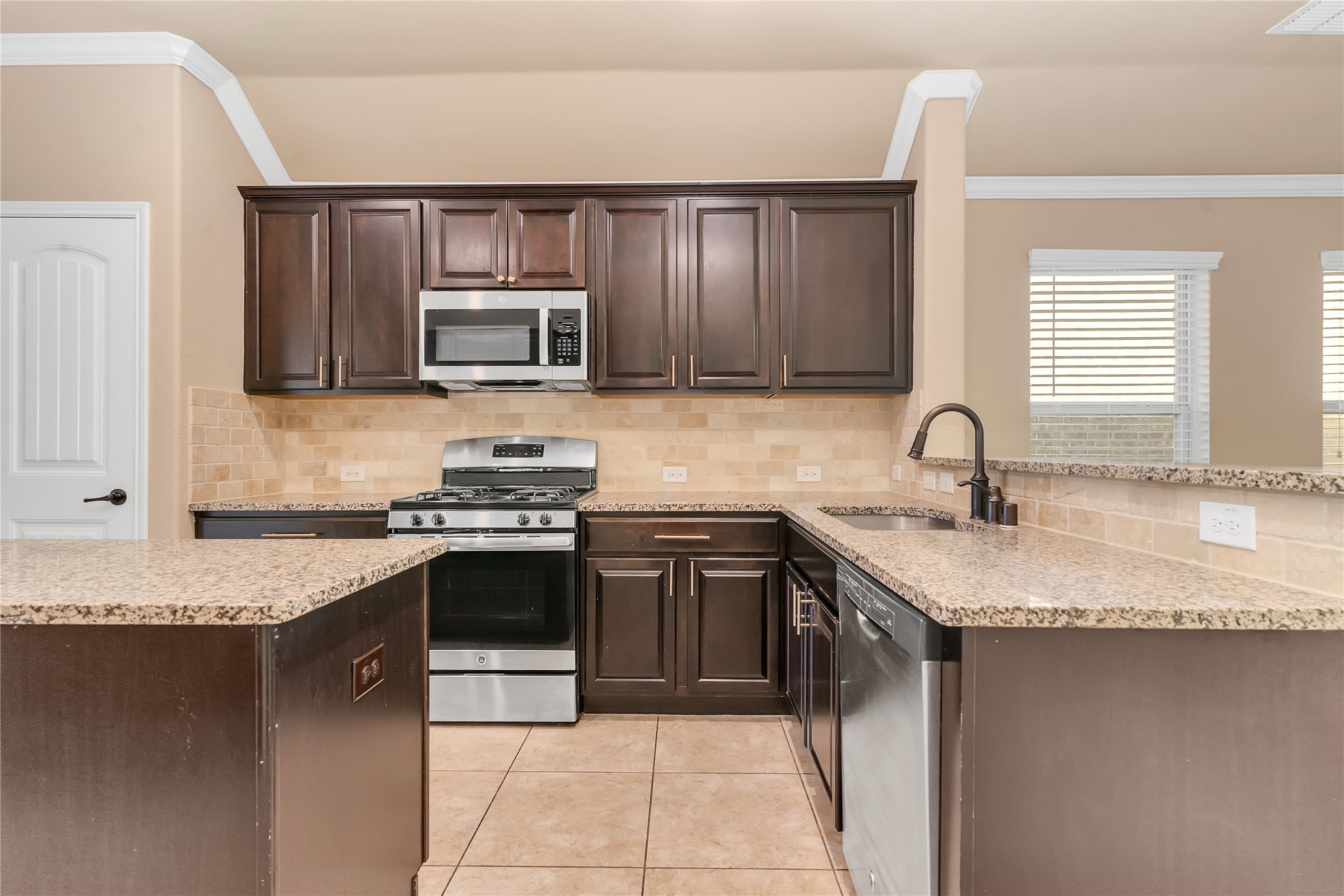5841 Fir Tree Lane Fort Worth TX 76123