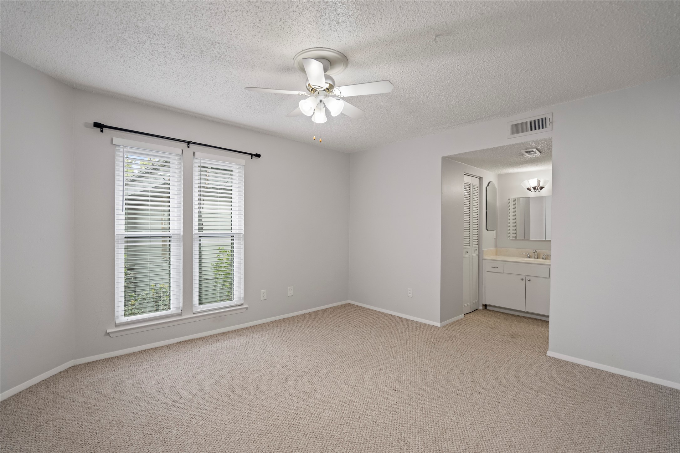 4020 Holland Avenue Dallas TX 75219