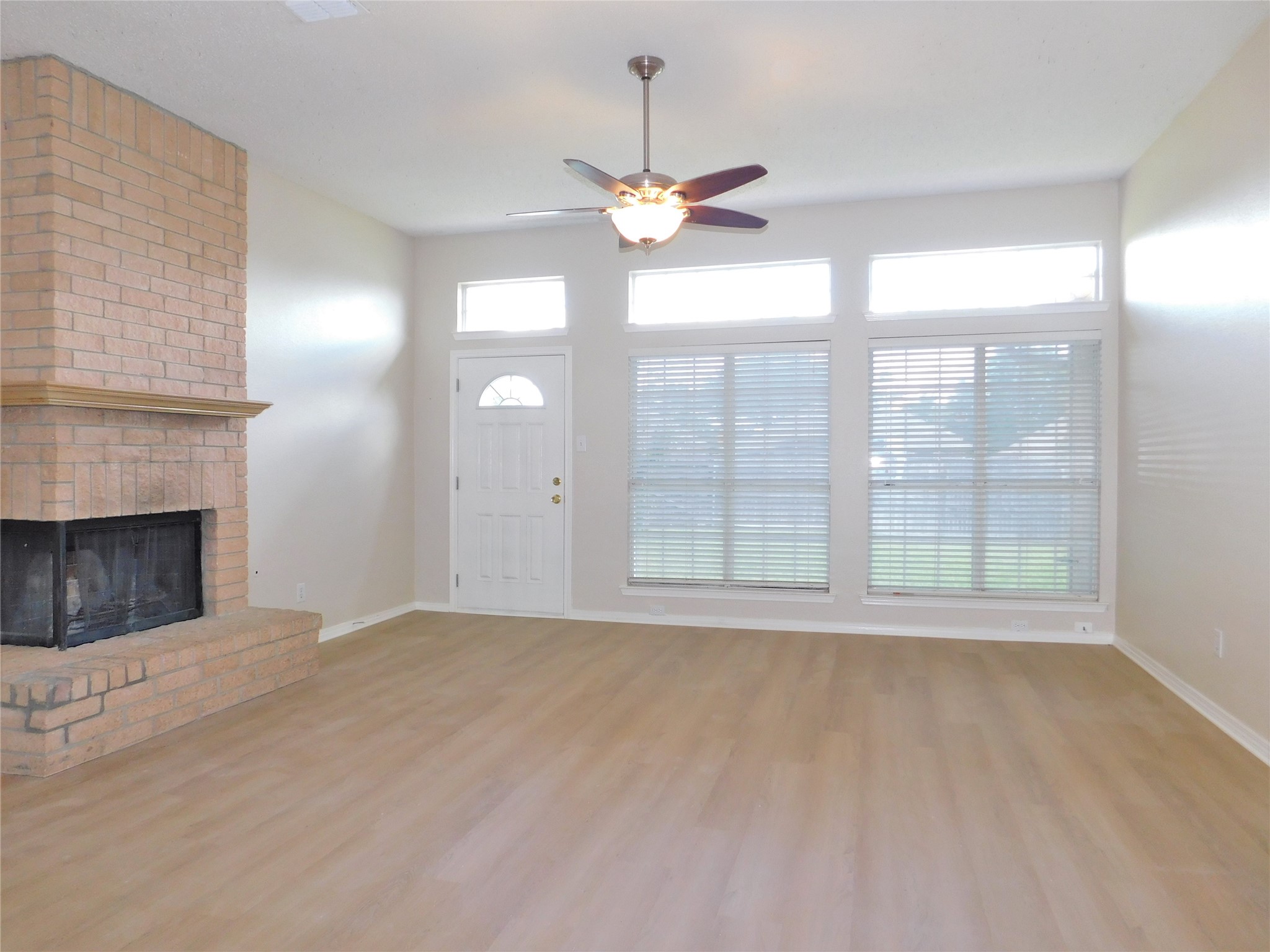 2409 Westview Trail Denton TX 76207