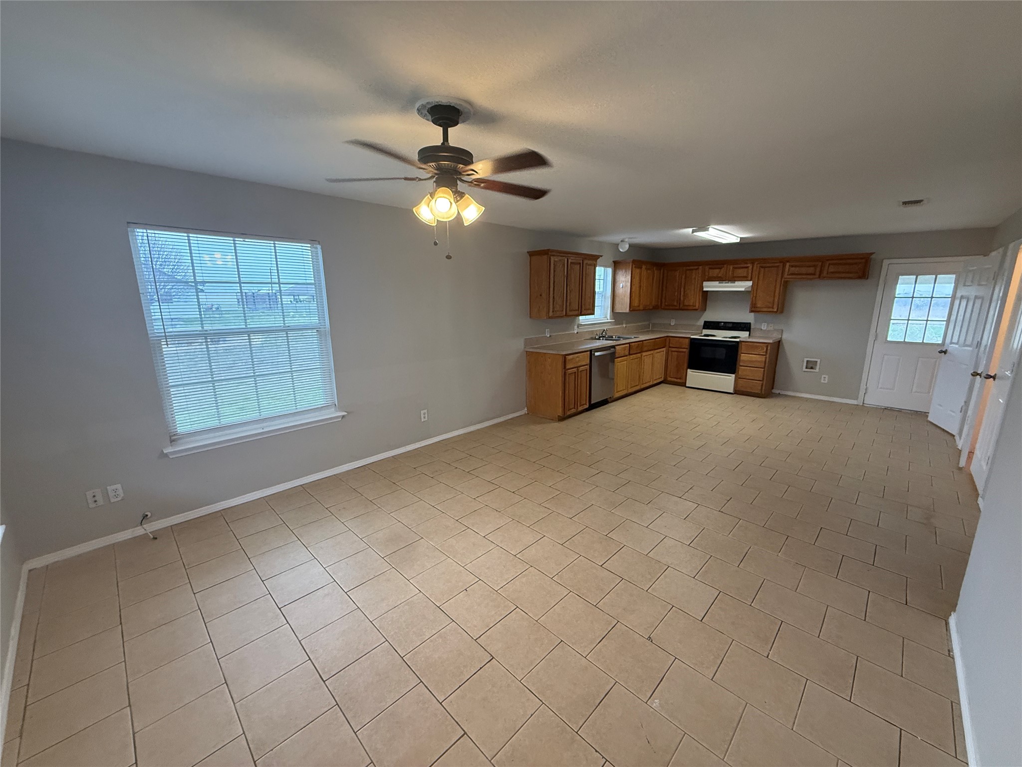 209 Blue Bell Court Weatherford TX 76088