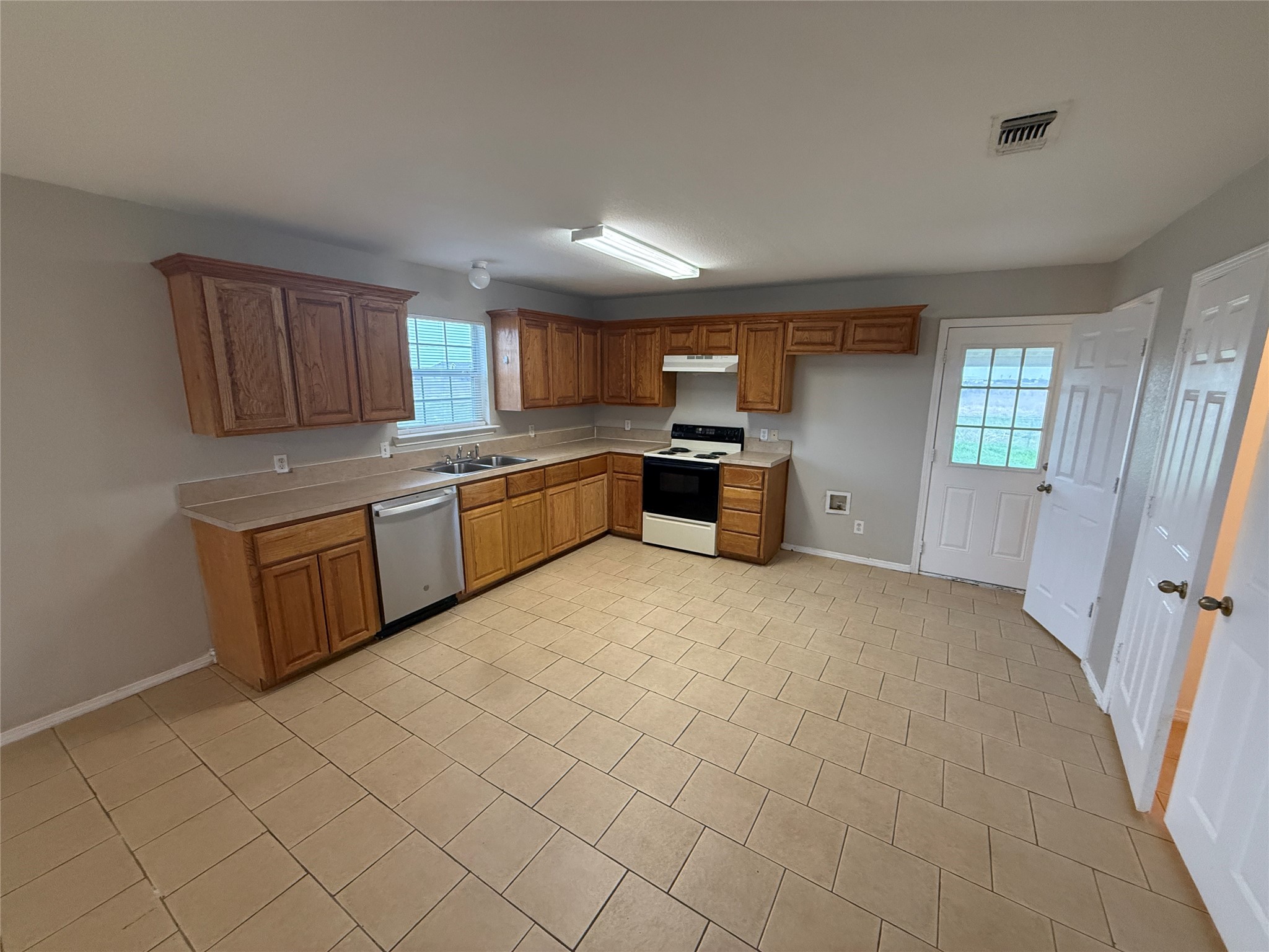 209 Blue Bell Court Weatherford TX 76088