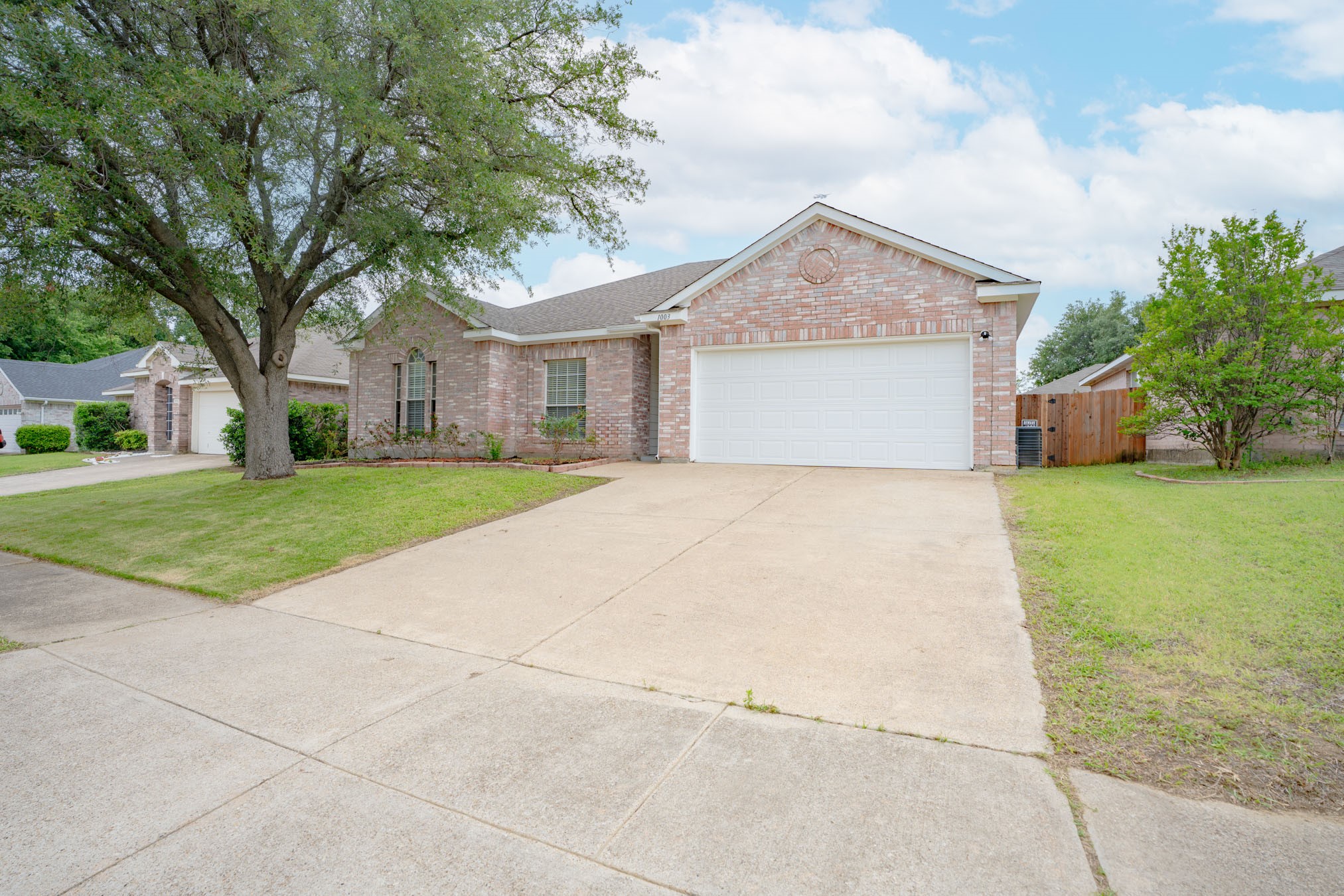 1003 Morningside Drive Grand Prairie TX 75052