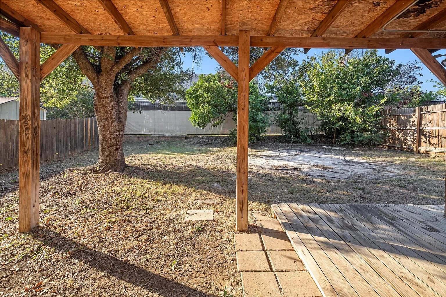 813 Silverbrook Drive Saginaw TX 76179