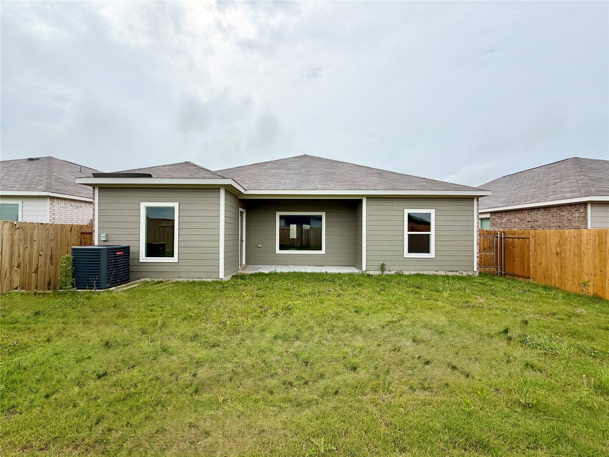 13404 Gitty Up Circle Cresson TX 76035