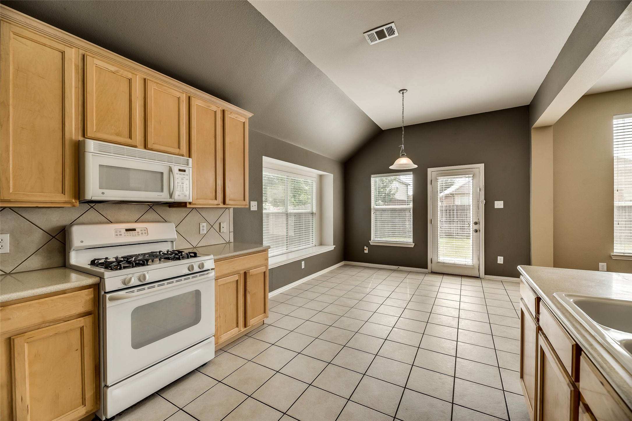 3209 Bloomfield Trail Mansfield TX 76063