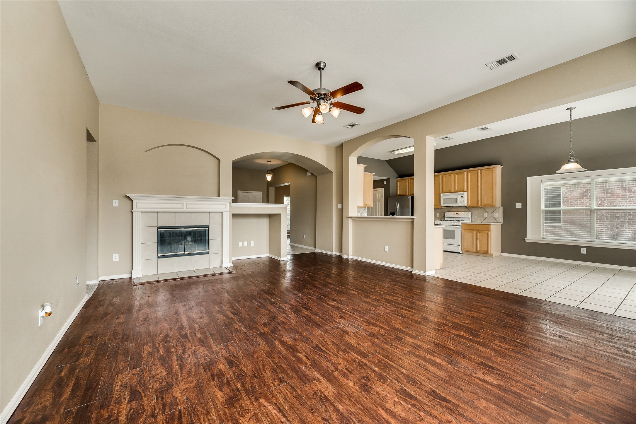 3209 Bloomfield Trail Mansfield TX 76063