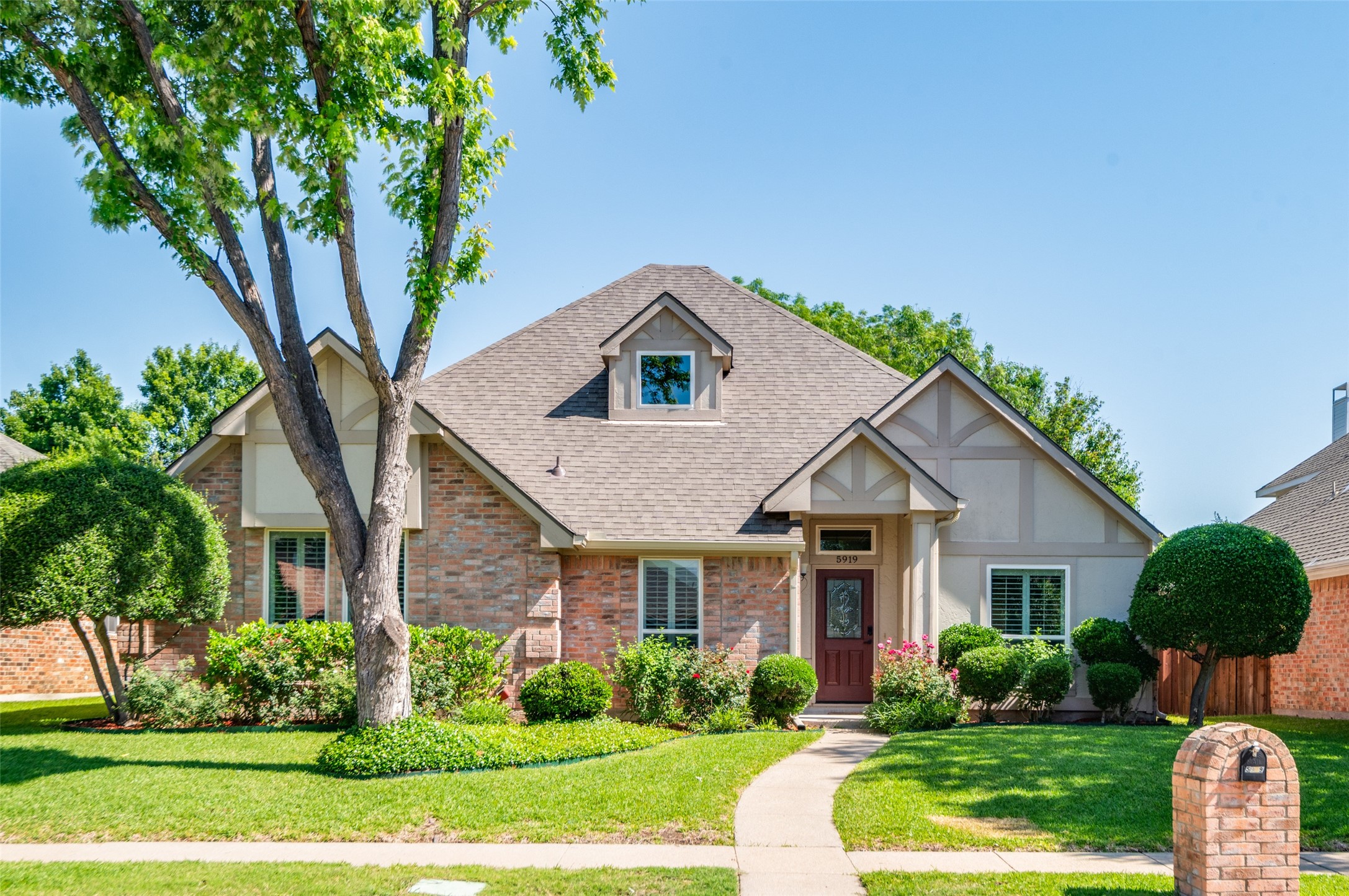 5919 Willow Wood Lane Dallas TX 75252
