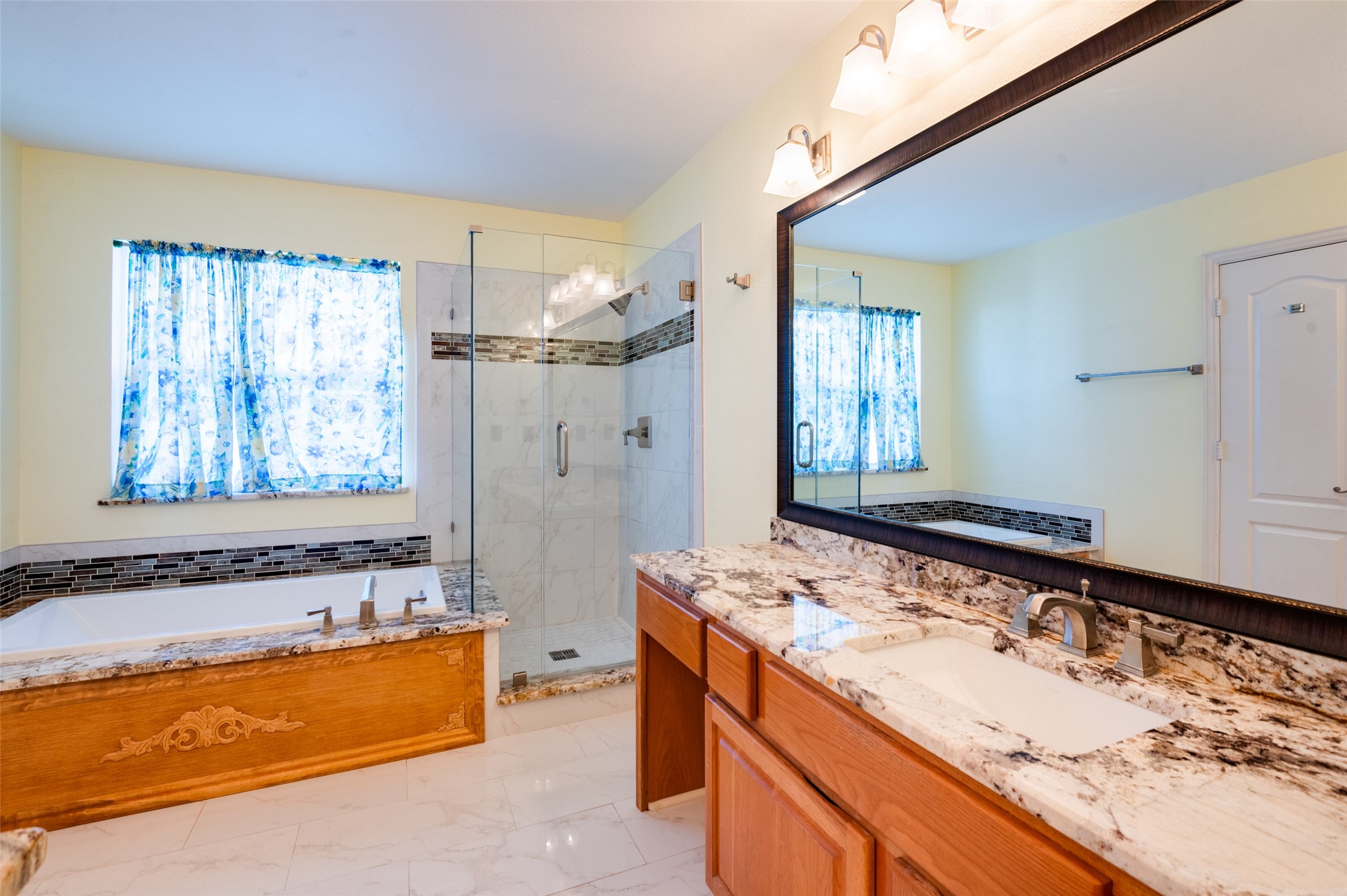 5919 Willow Wood Lane Dallas TX 75252