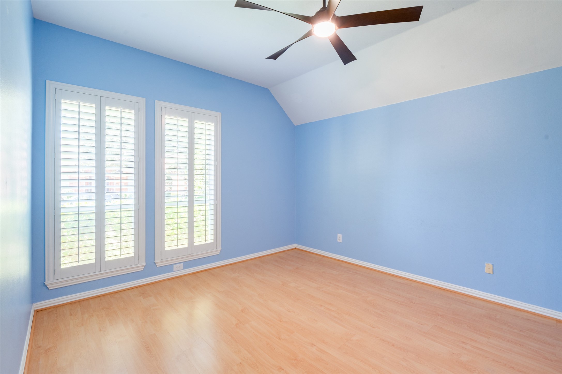 5919 Willow Wood Lane Dallas TX 75252