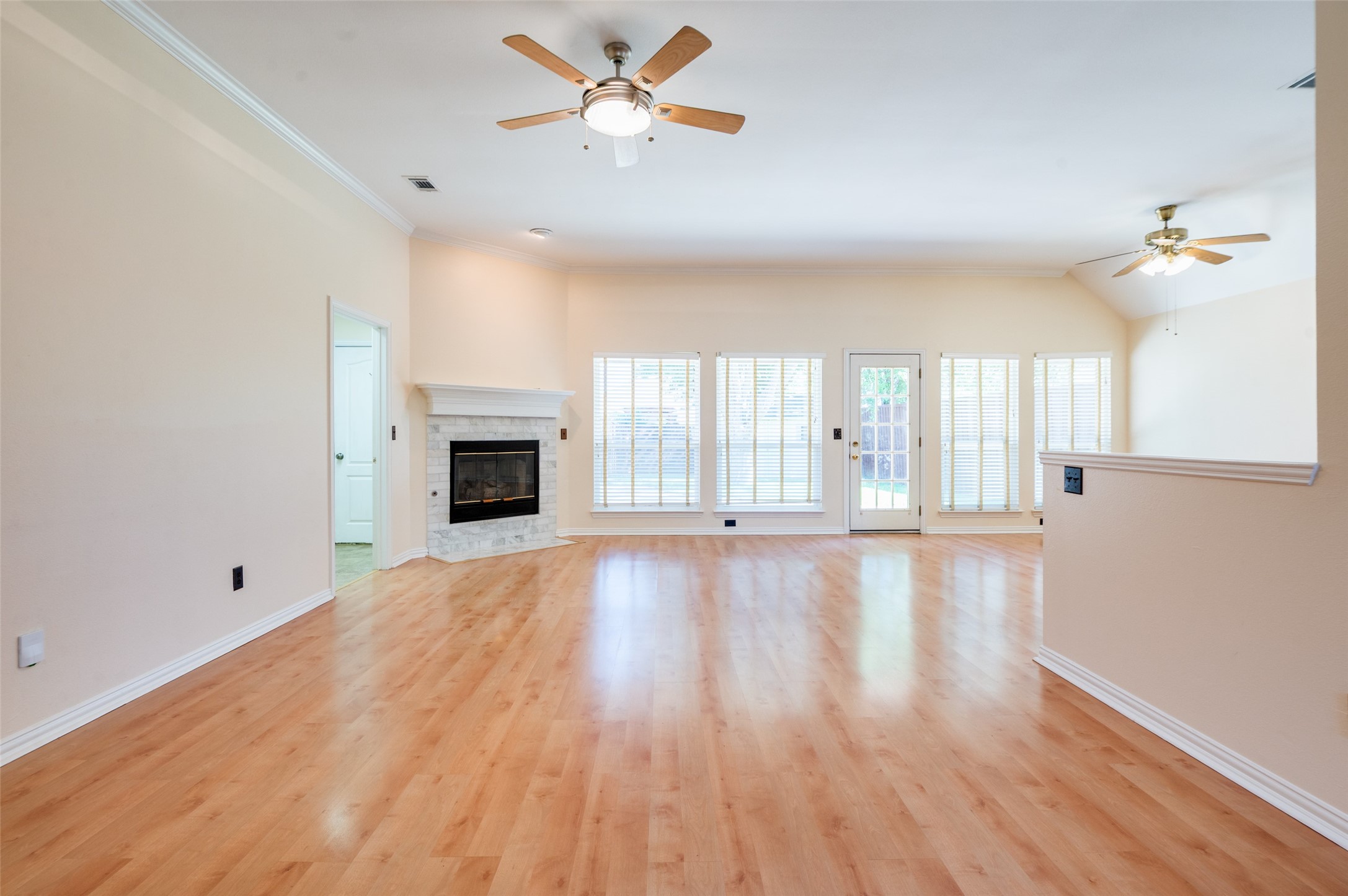 5919 Willow Wood Lane Dallas TX 75252