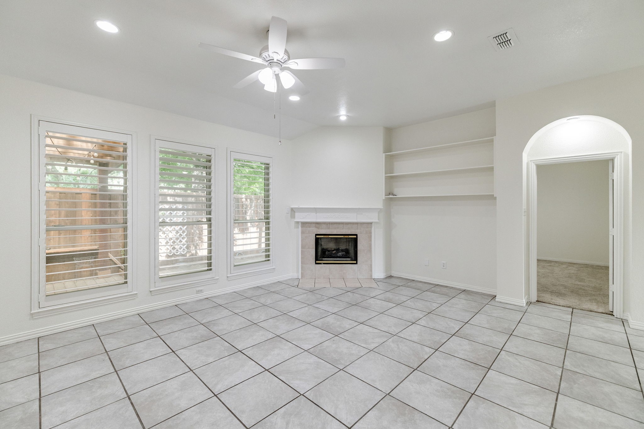 1131 Indy Court Irving TX 75060