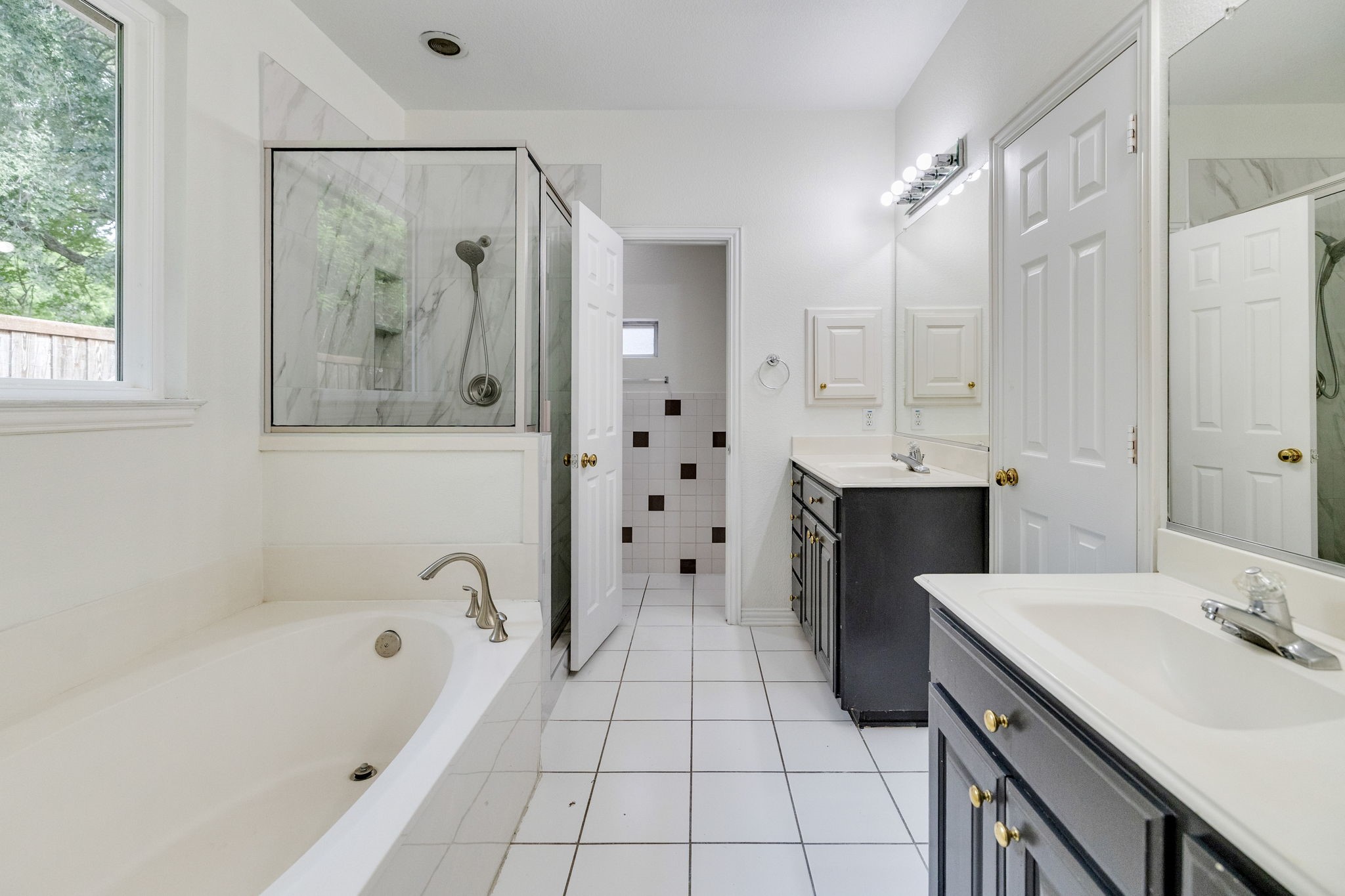 1131 Indy Court Irving TX 75060