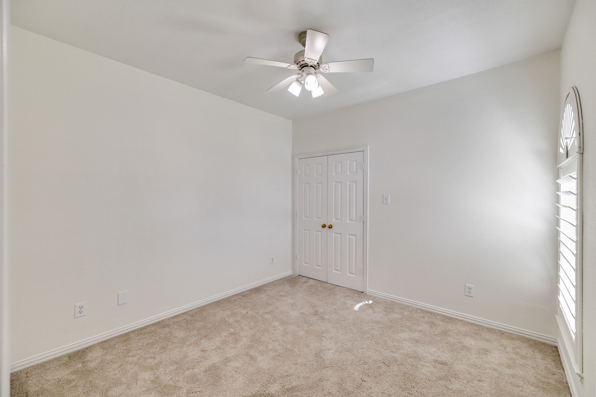 1131 Indy Court Irving TX 75060