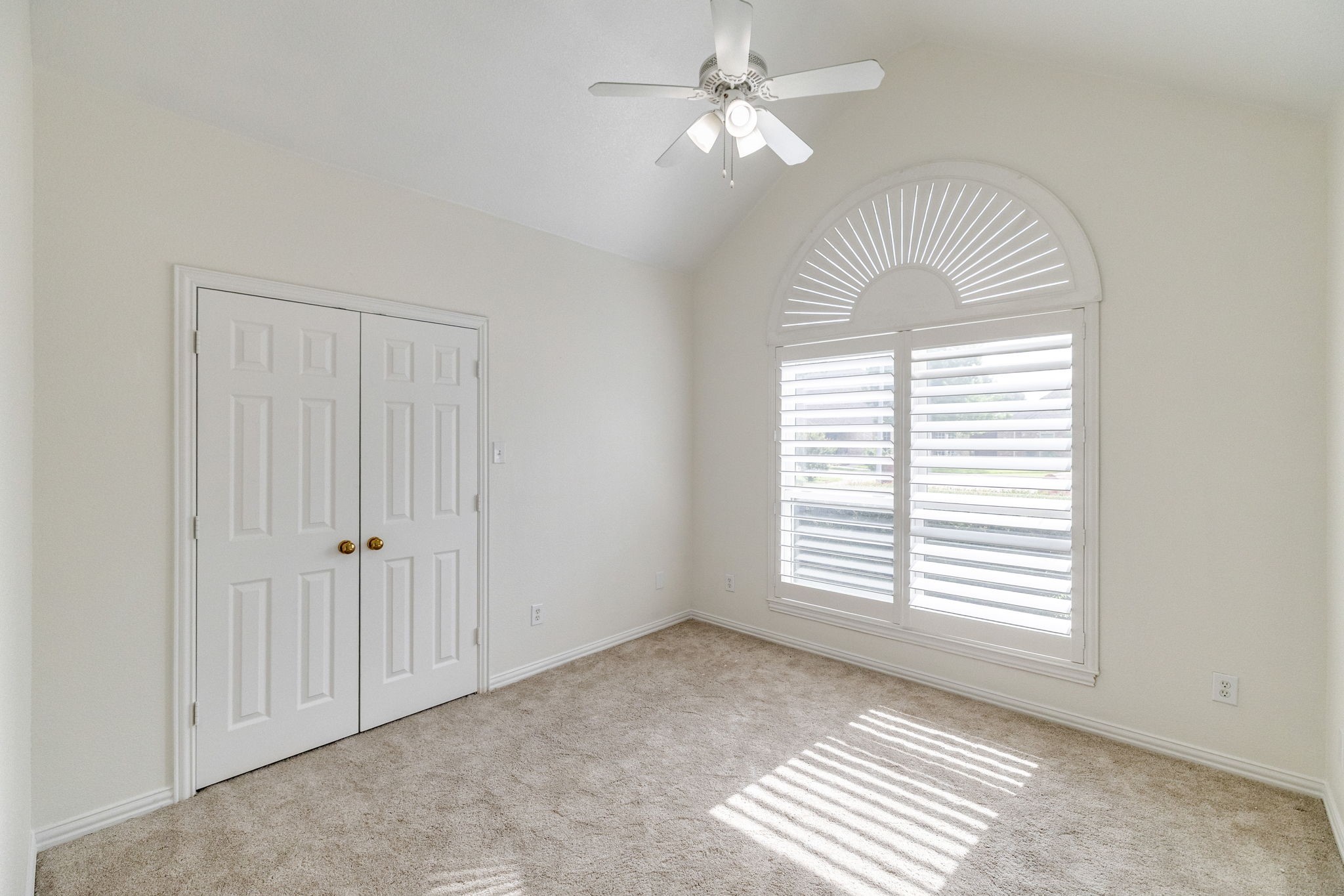 1131 Indy Court Irving TX 75060