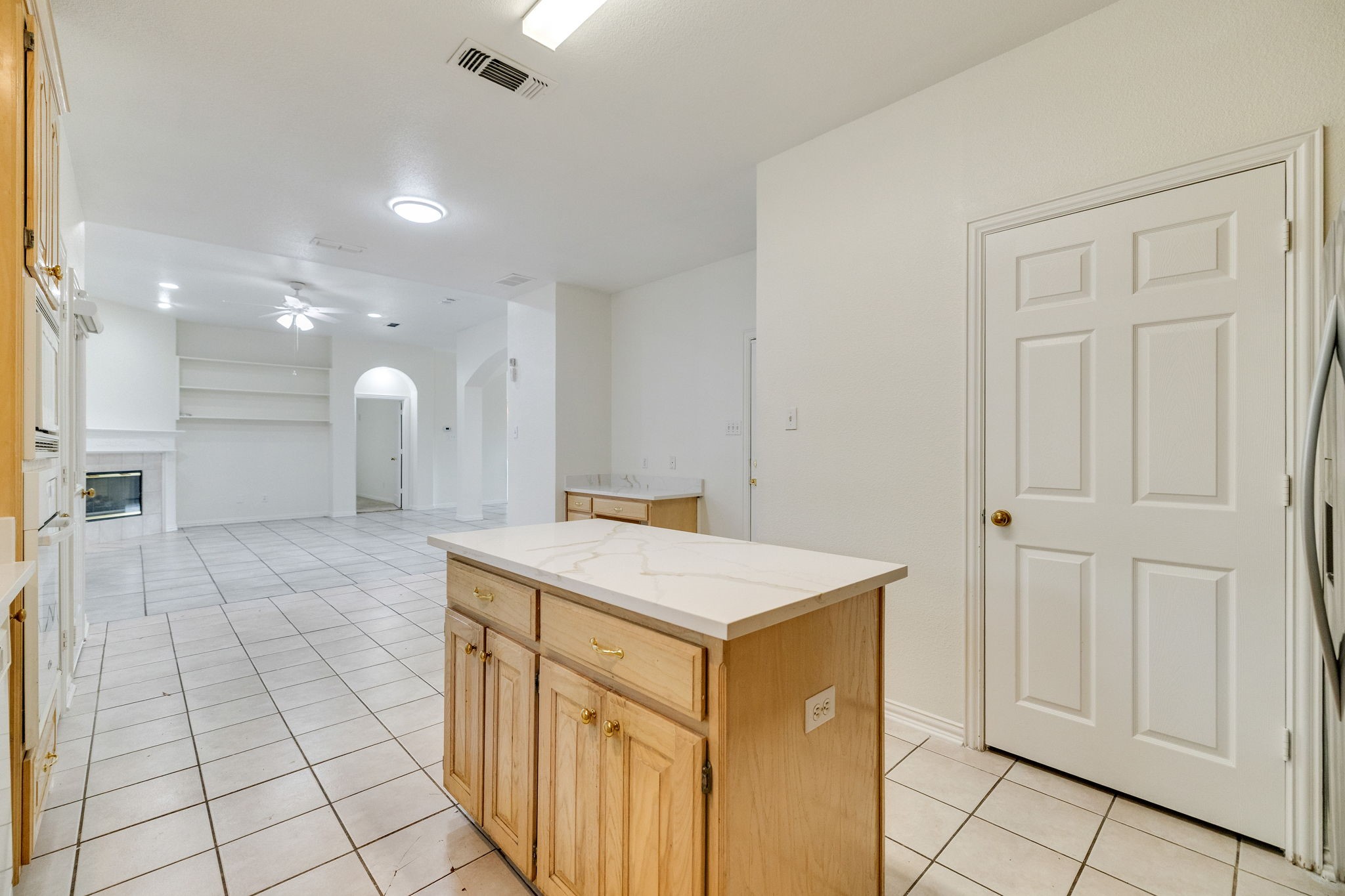 1131 Indy Court Irving TX 75060
