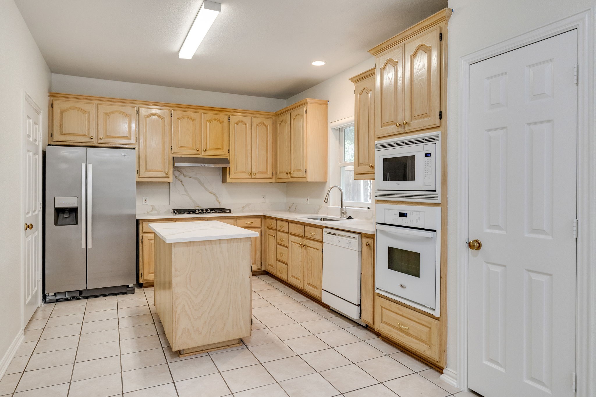 1131 Indy Court Irving TX 75060