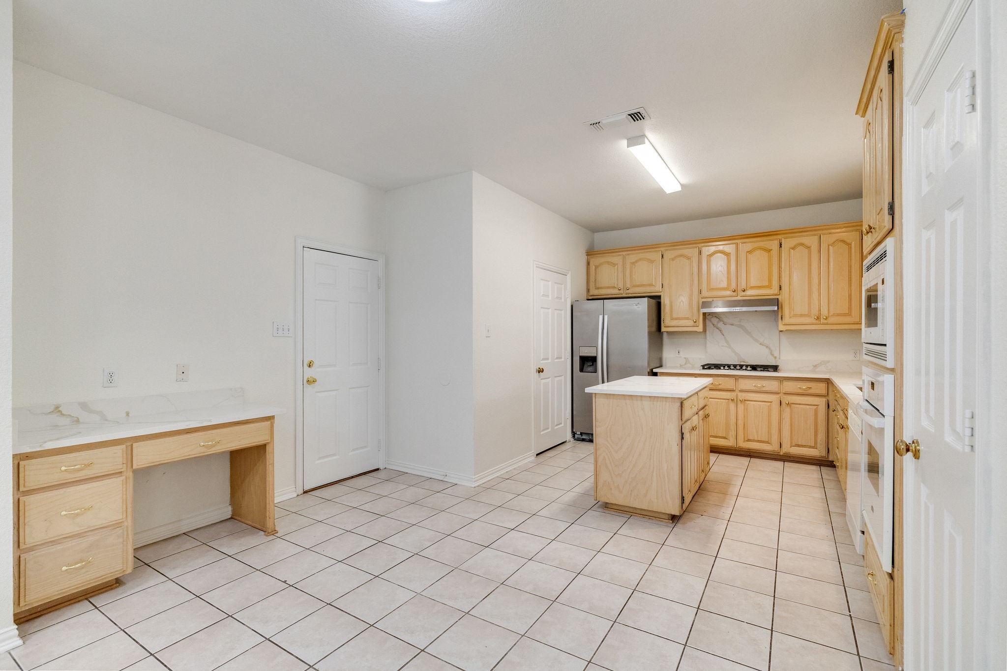 1131 Indy Court Irving TX 75060