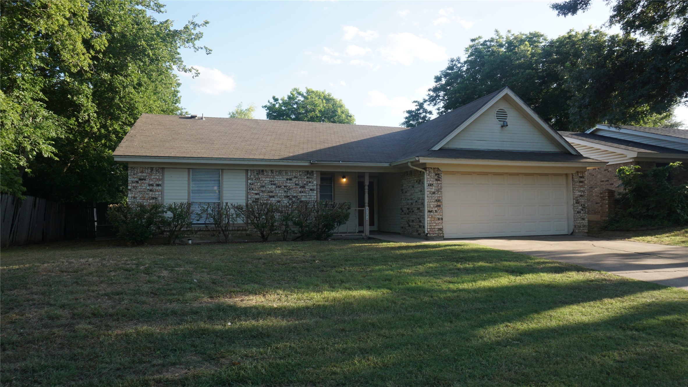 4704 Aspen Way Haltom City TX 76137