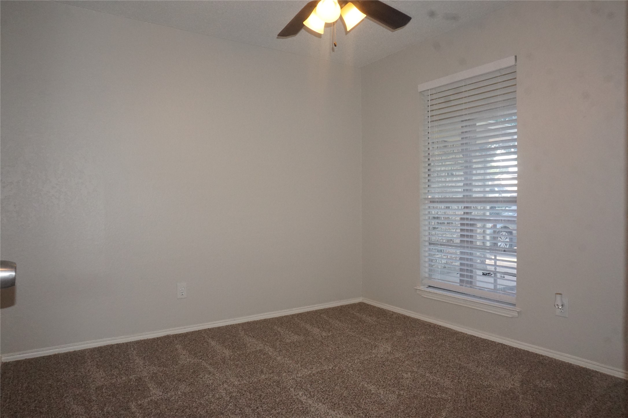4704 Aspen Way Haltom City TX 76137