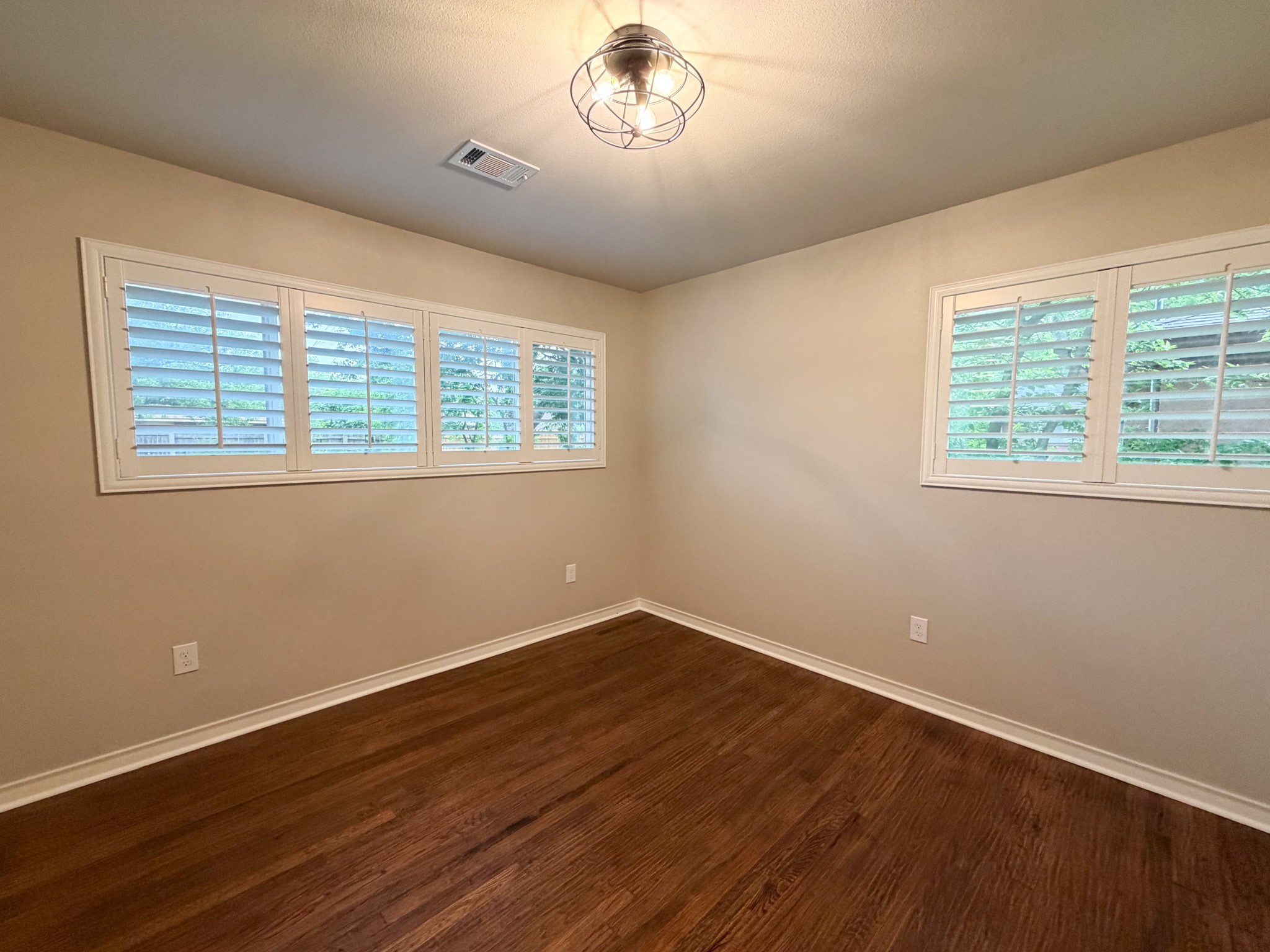 113 Monticello Drive Waxahachie TX 75165