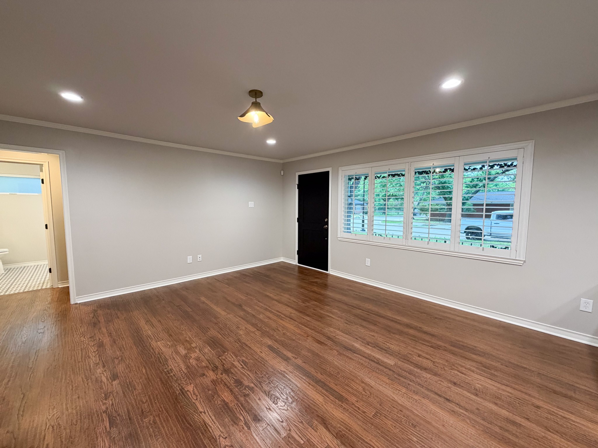 113 Monticello Drive Waxahachie TX 75165