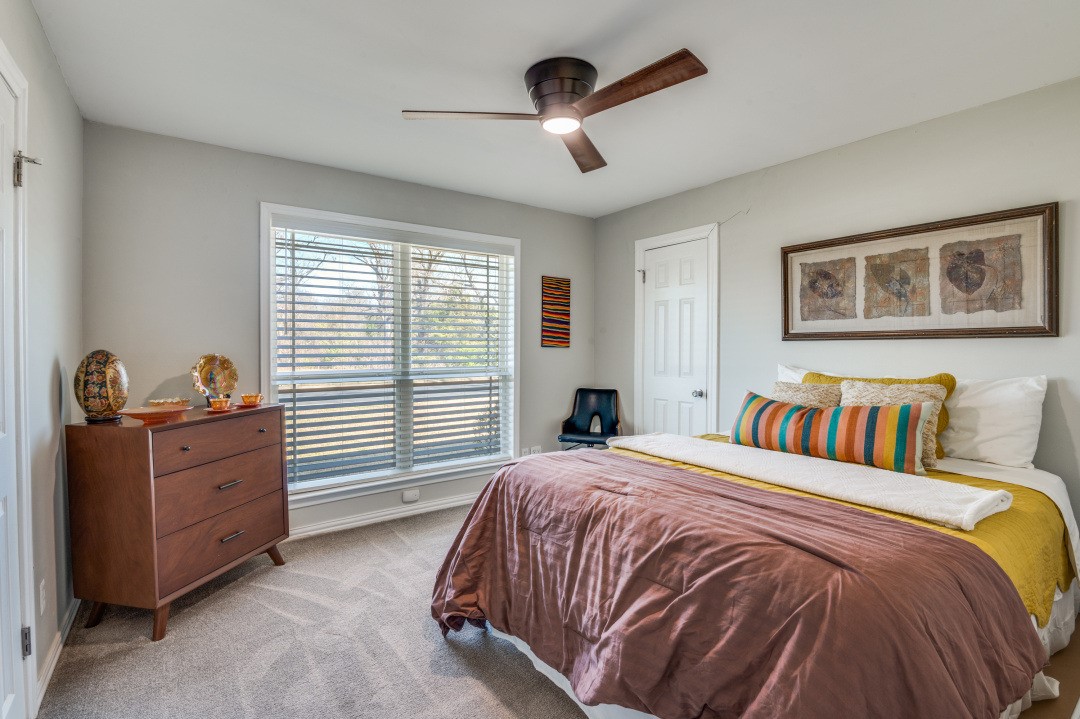532 W Five Mile Parkway Dallas TX 75224