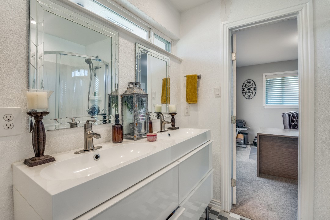 532 W Five Mile Parkway Dallas TX 75224