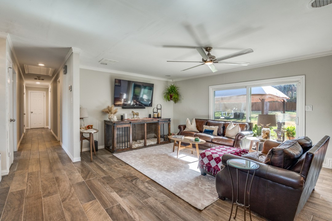 532 W Five Mile Parkway Dallas TX 75224