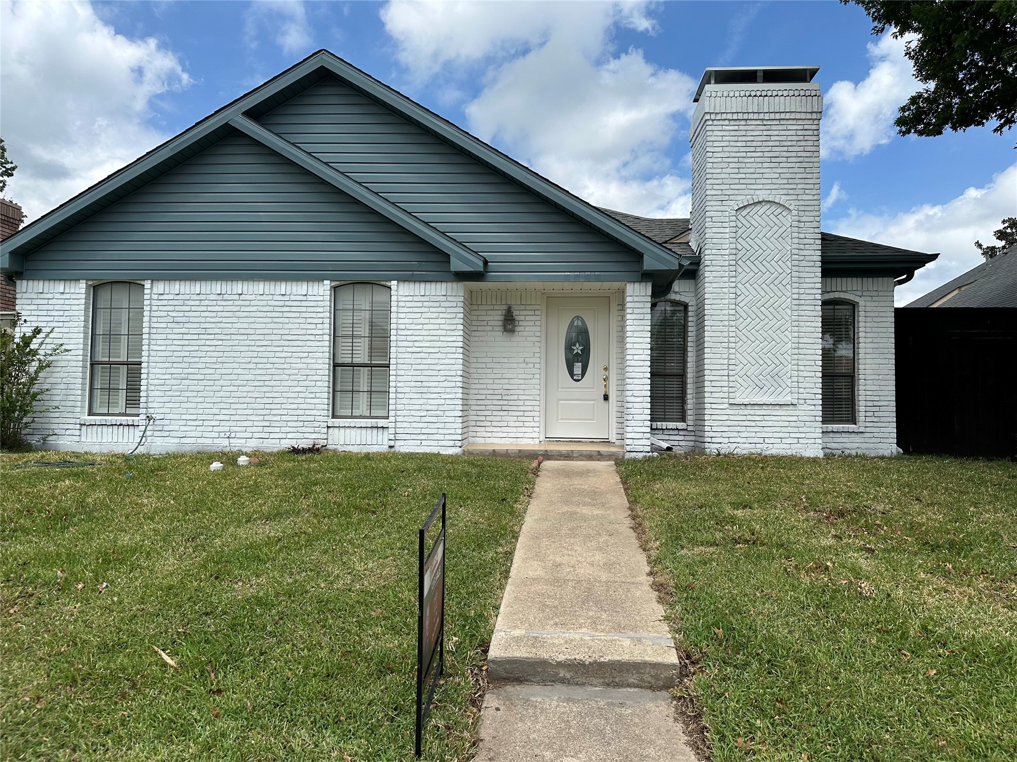 2825 Stoneridge Drive Garland TX 75044