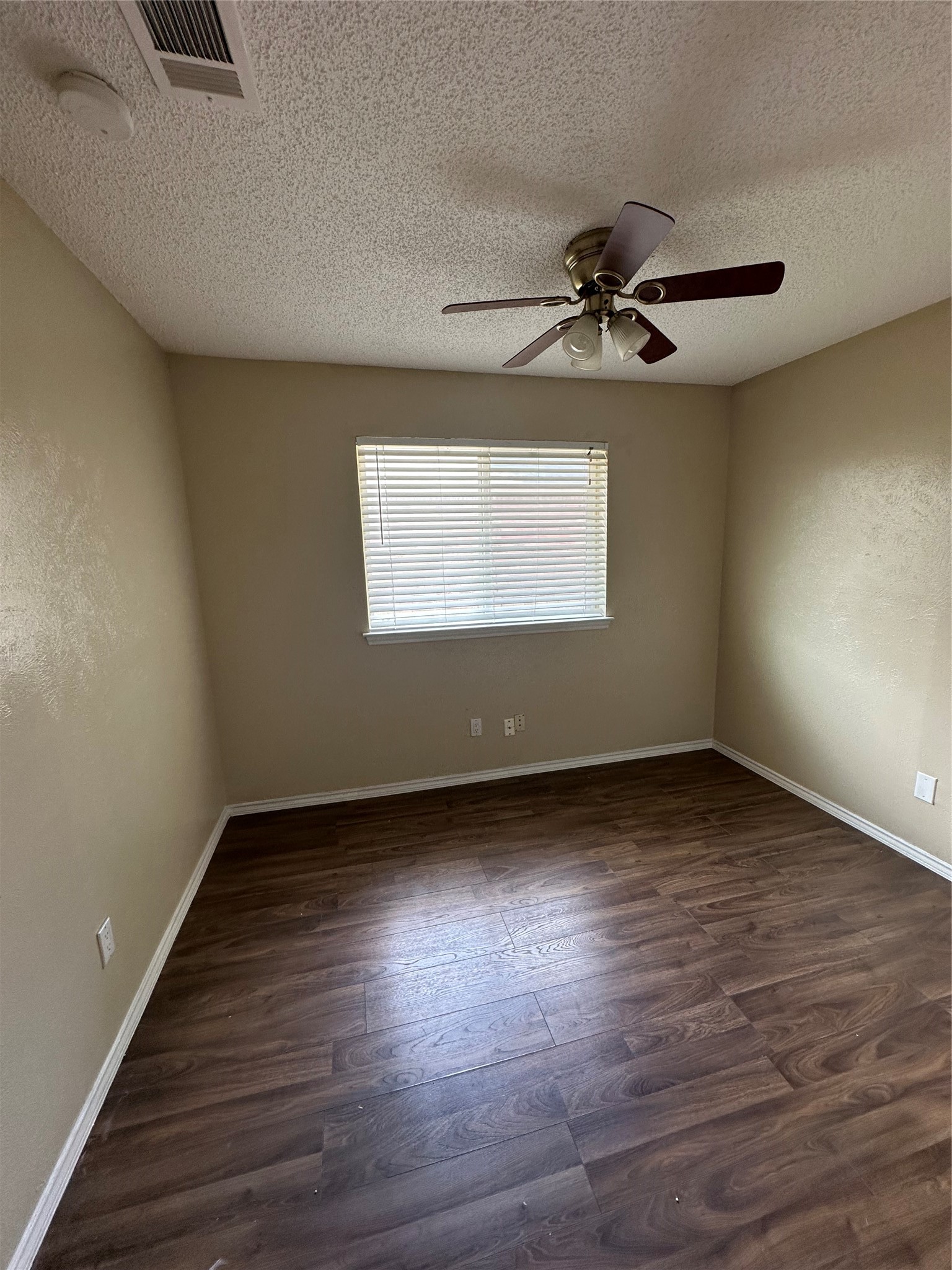 2825 Stoneridge Drive Garland TX 75044
