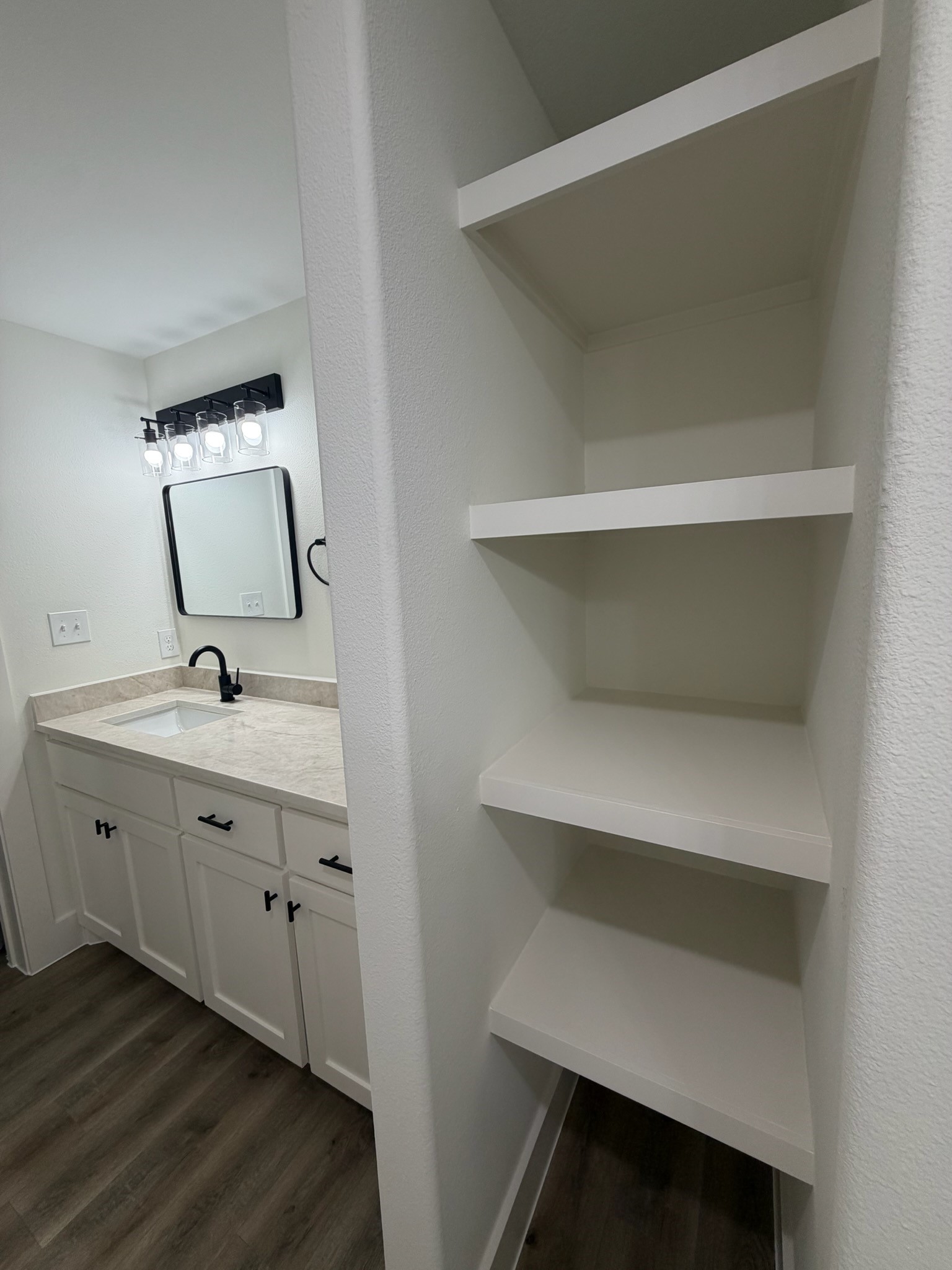 2015 W Knight Road Denison TX 75020