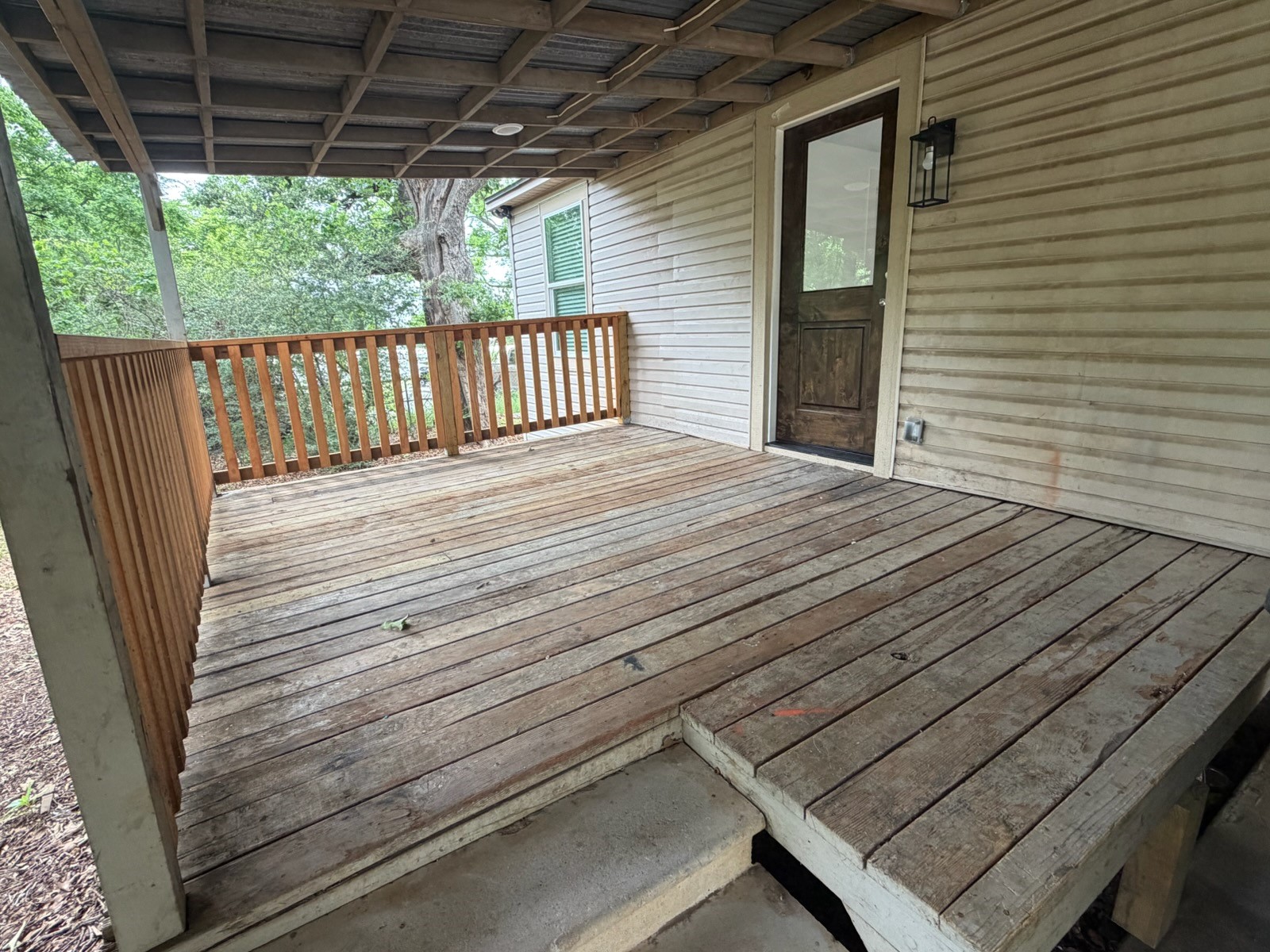 2015 W Knight Road Denison TX 75020