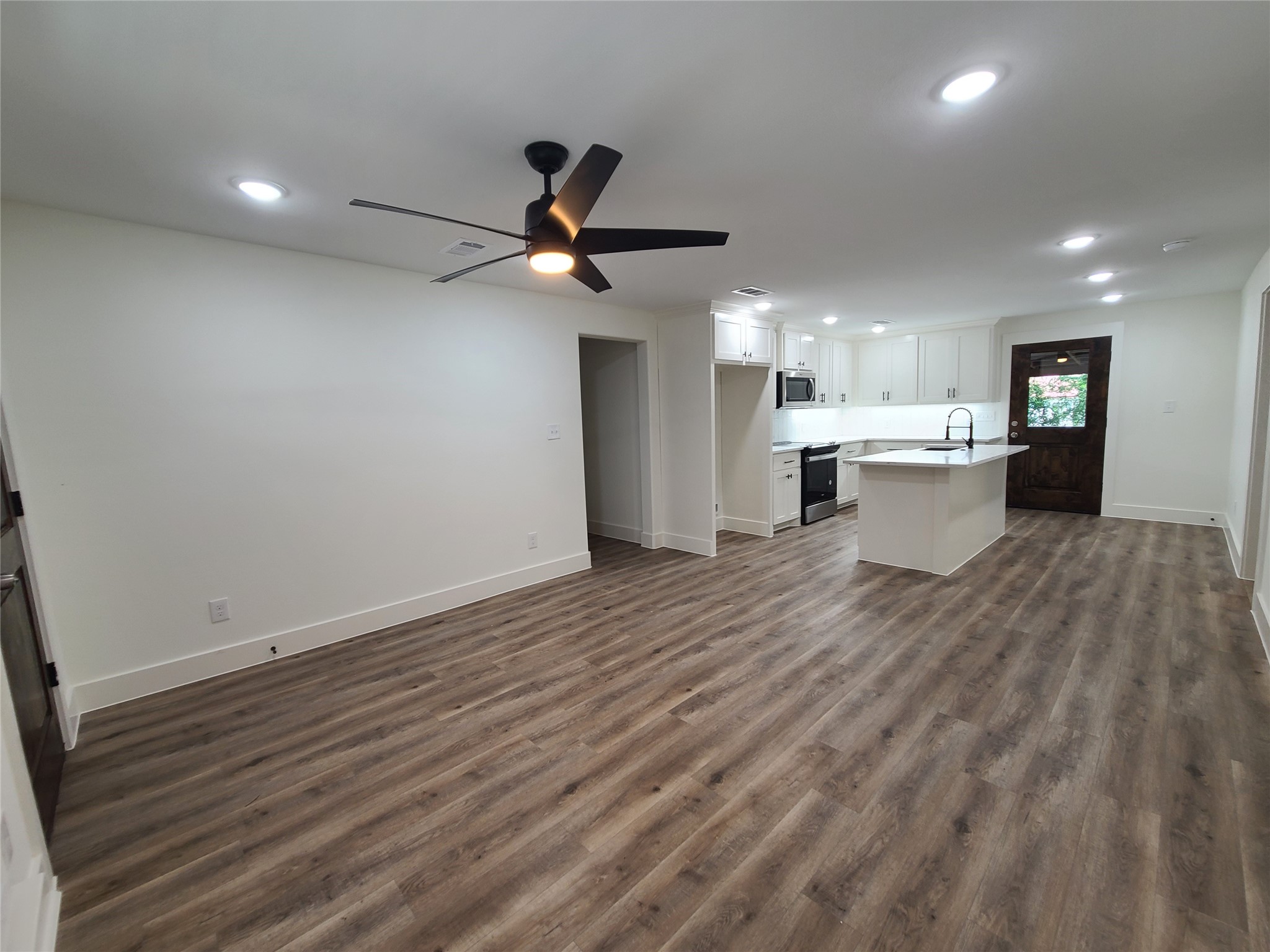 2015 W Knight Road Denison TX 75020