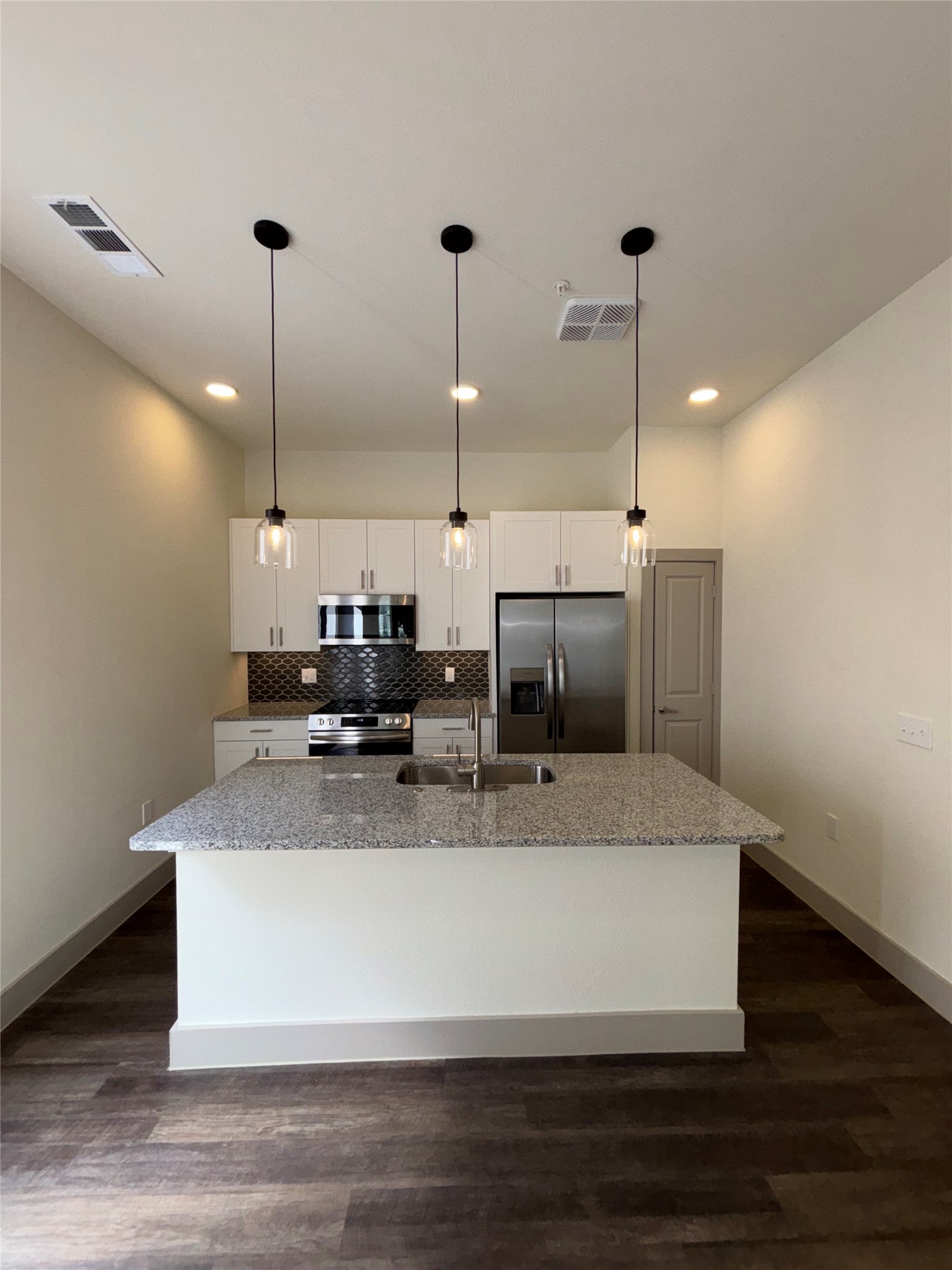 2036 Oak Grove Aubrey TX 76227