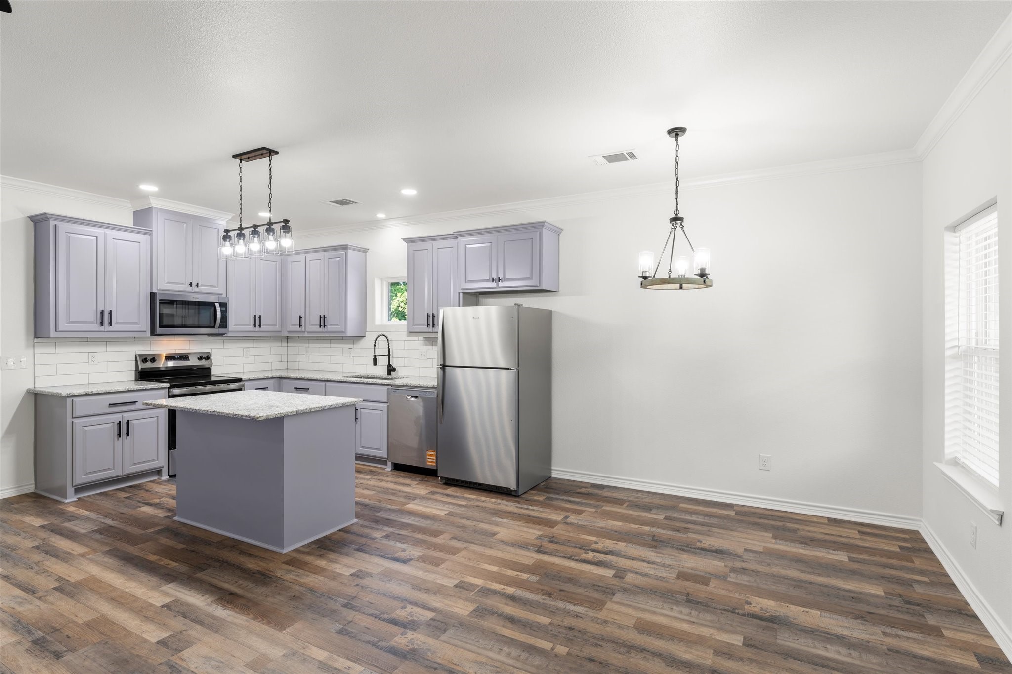 109B Happy Hills Trail Gun Barrel City TX 75156