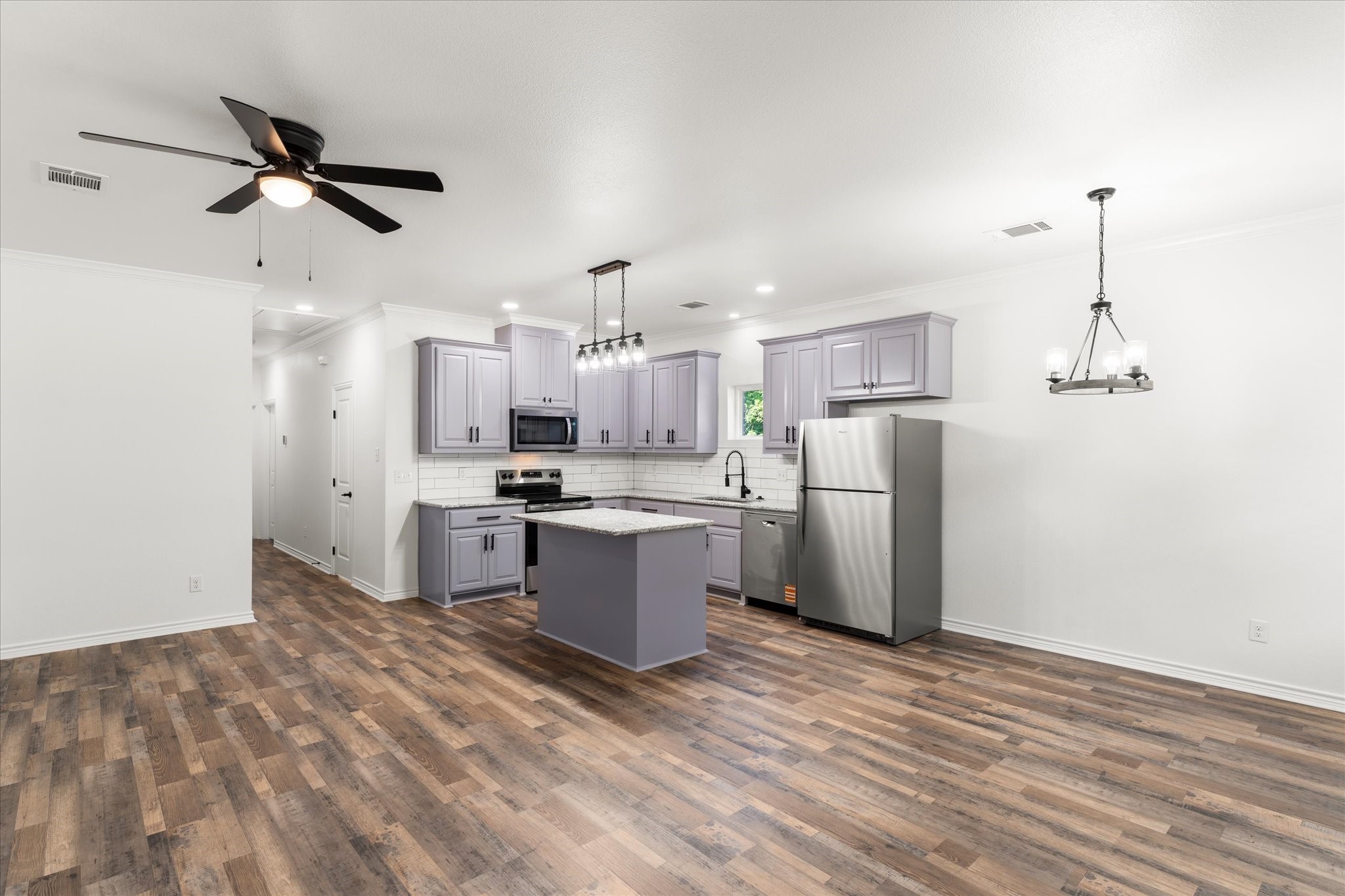 109B Happy Hills Trail Gun Barrel City TX 75156