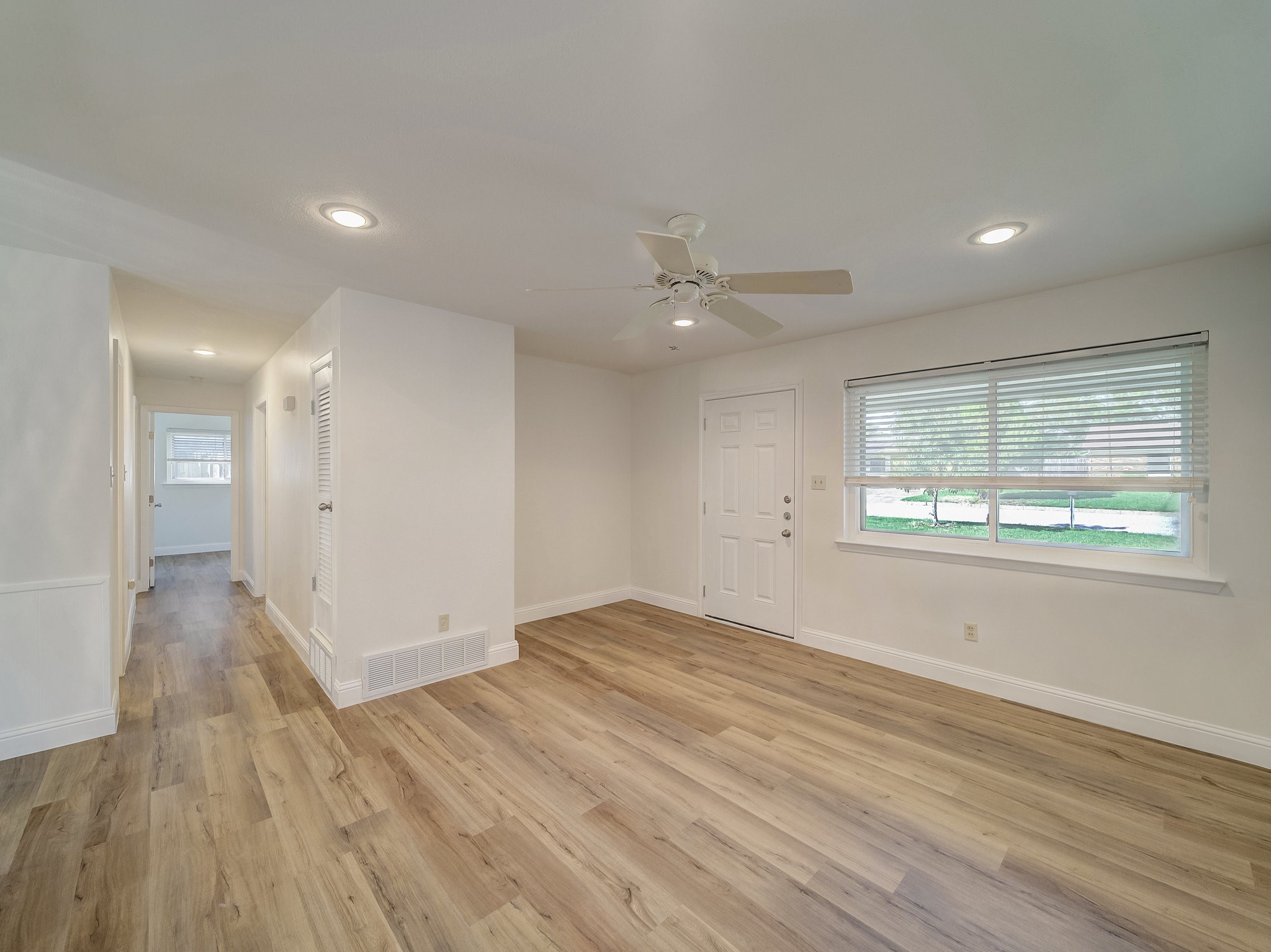 844 Saddle Road White Settlement TX 76108