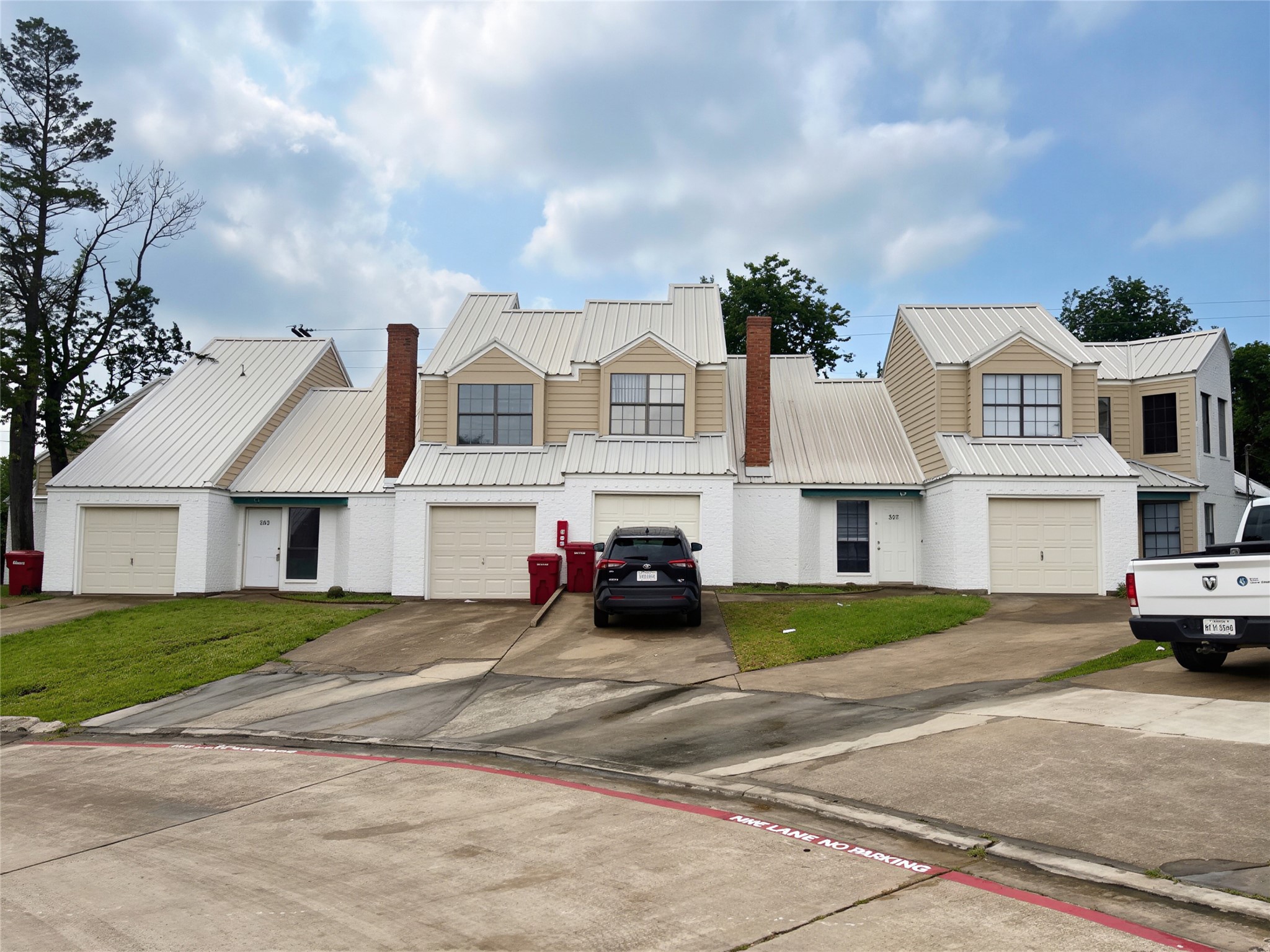 1900 W Taylor Street Sherman TX 75092