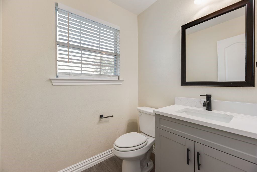 703 N Tennessee Street Mckinney TX 75069