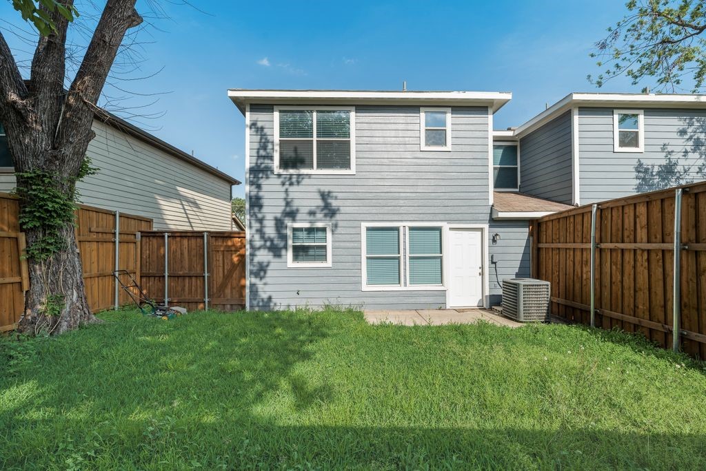703 N Tennessee Street Mckinney TX 75069