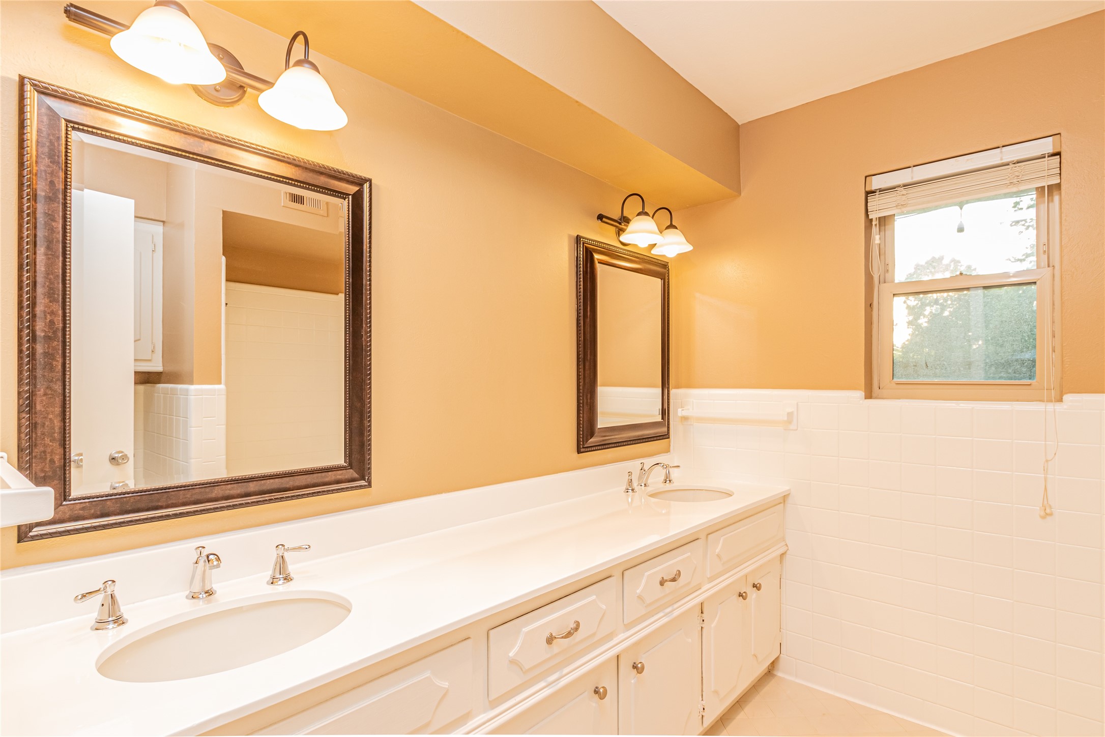 4278 Royal Ridge Drive Dallas TX 75229